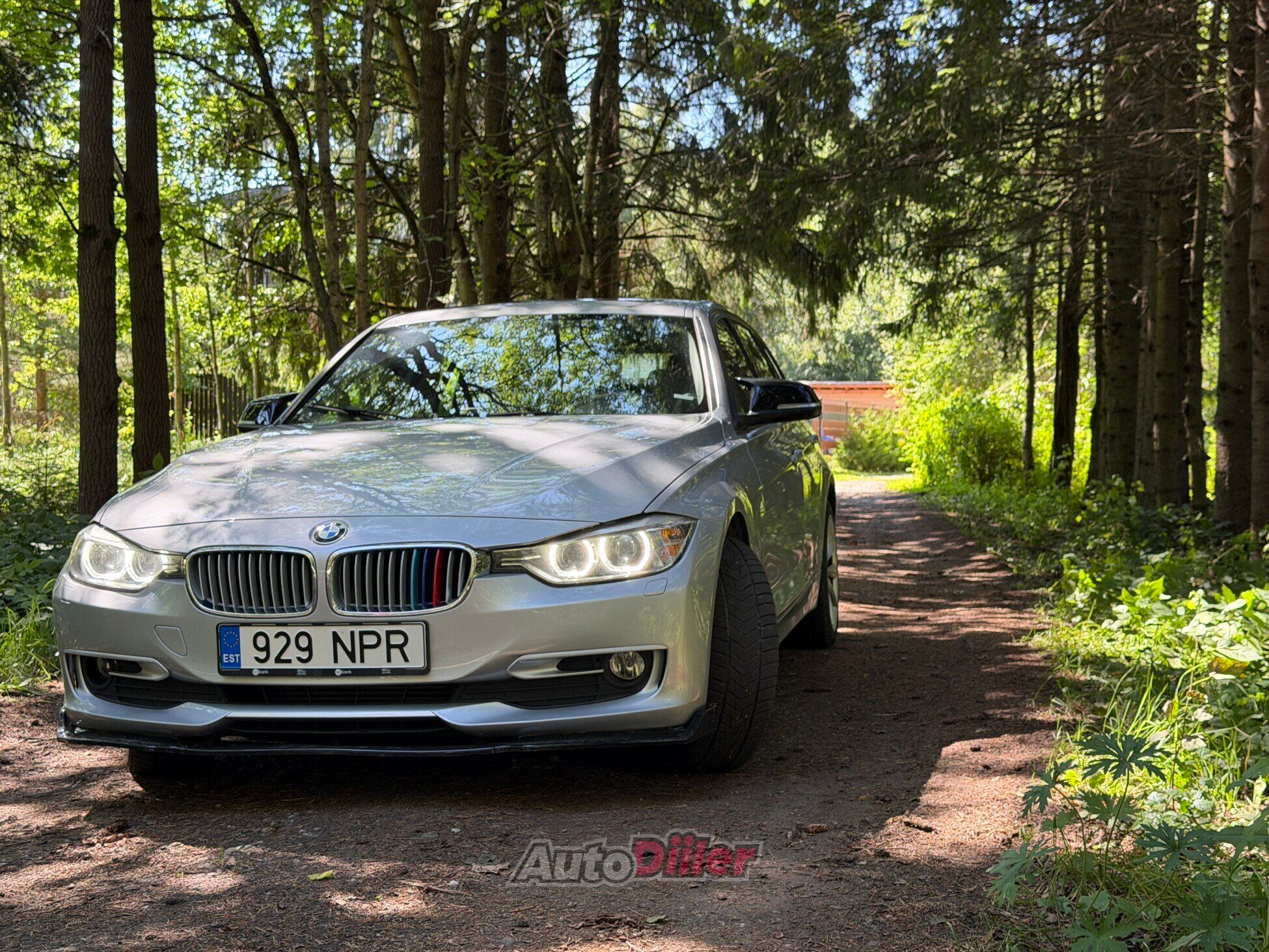 BMW 320 Modern XDrive 2.0 135kW 2014, photo 4/10