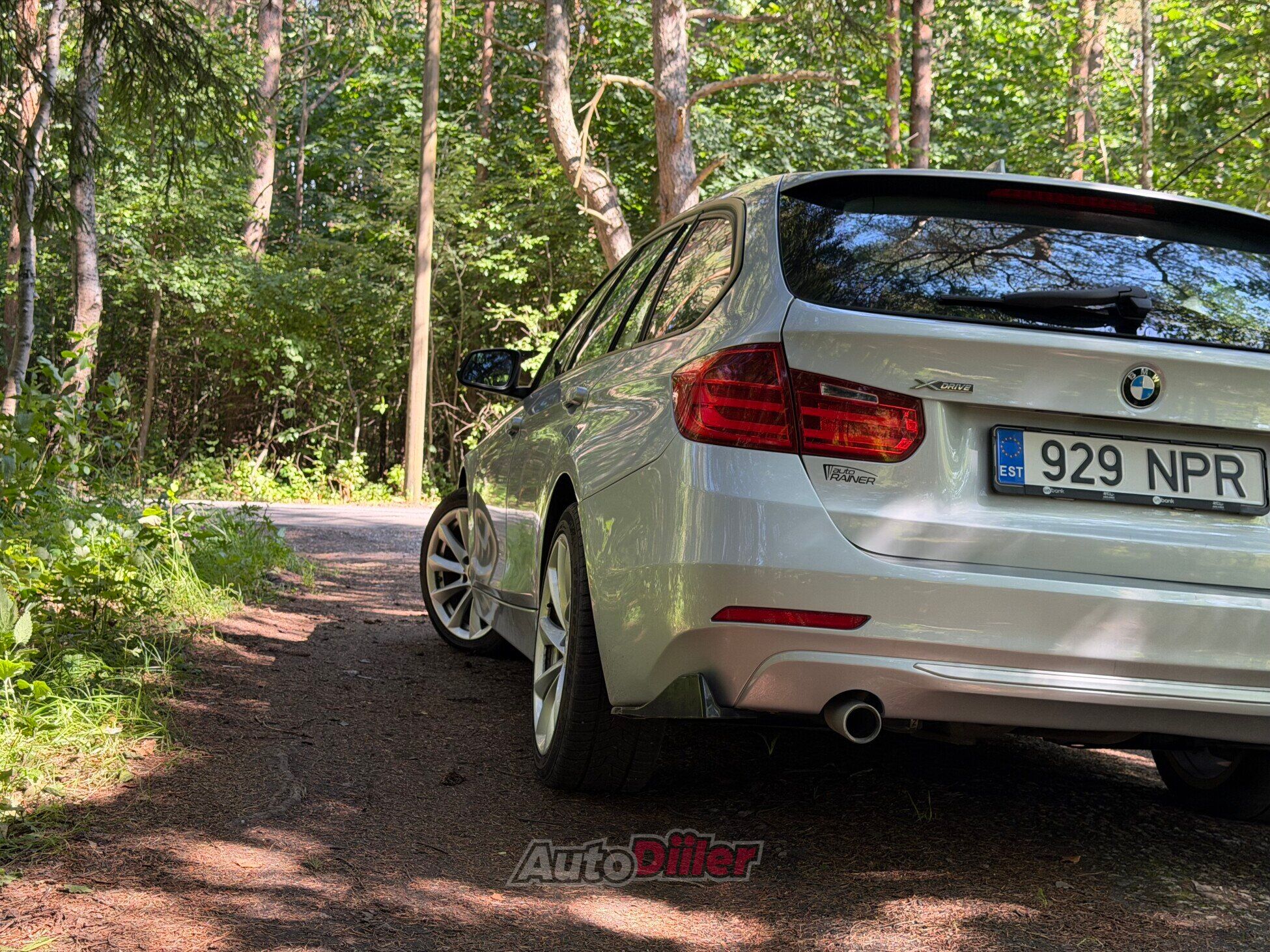 BMW 320 Modern XDrive 2.0 135kW 2014, photo 3/10