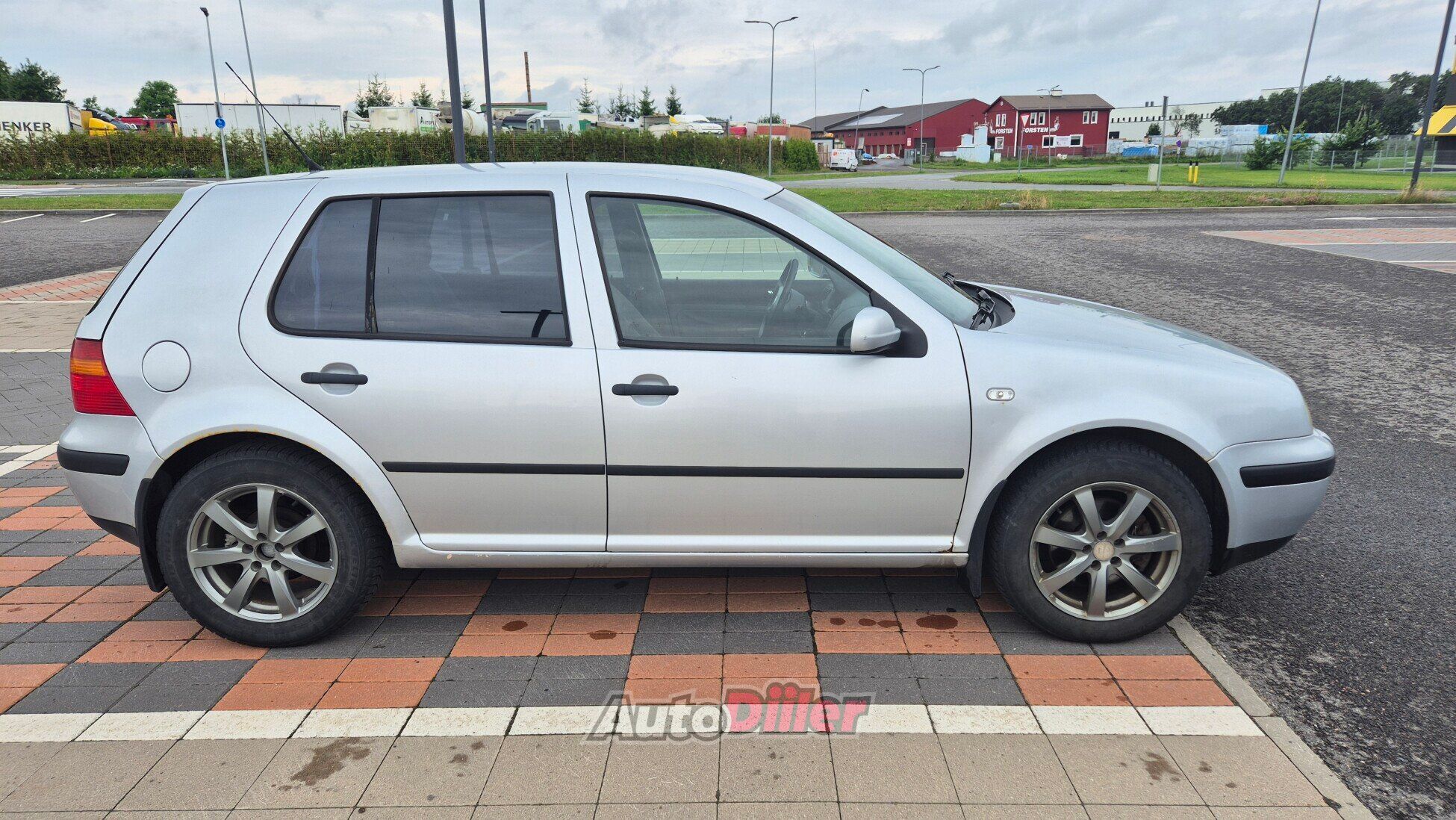 Volkswagen Golf 1.9 96kW 2003, photo 2/10