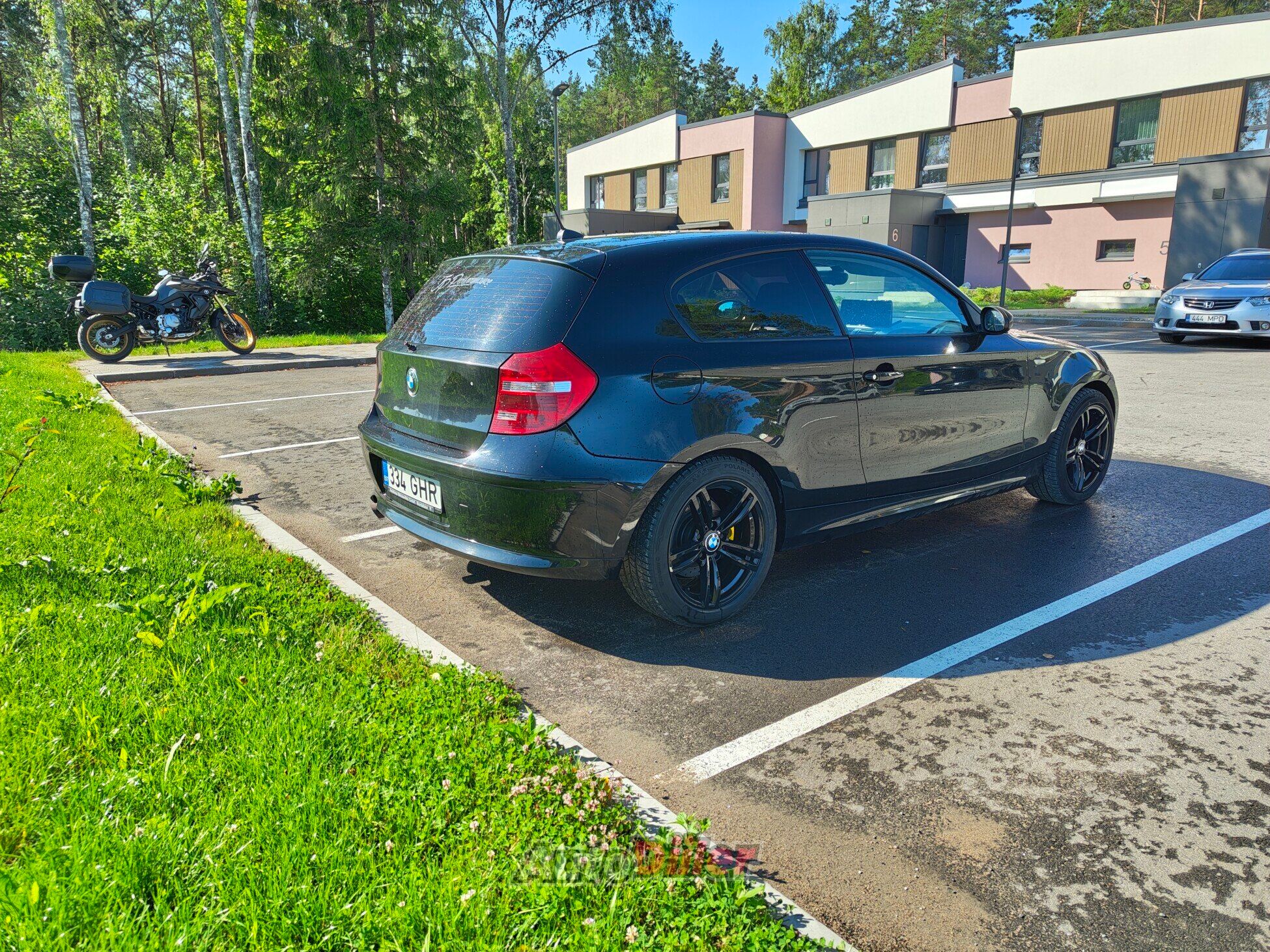 BMW 118 2.0 105kW 2007, kuva 3/10