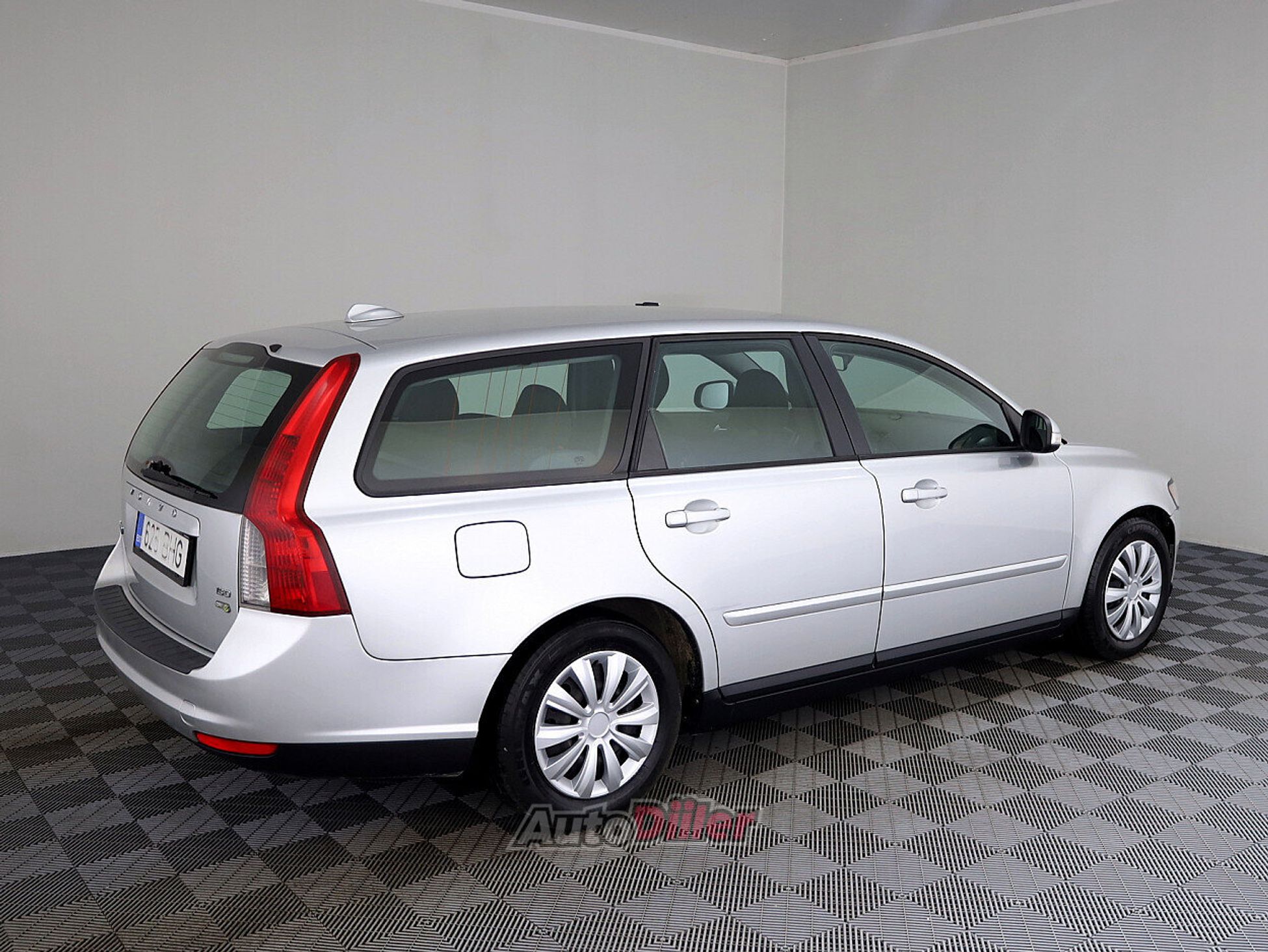 Volvo V50 1.6 80kW 2009, photo 3/7