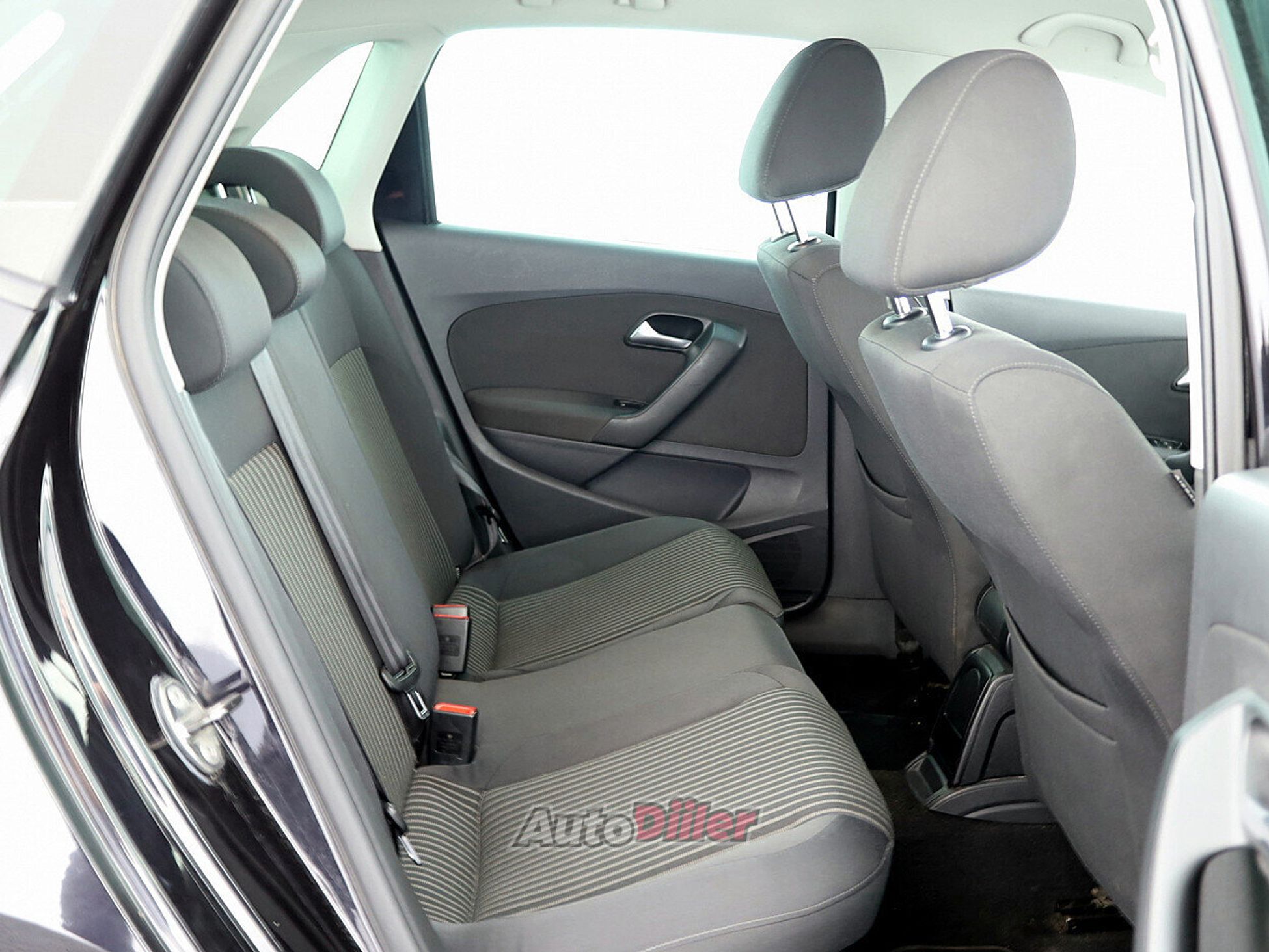 Volkswagen Polo 1.6 66kW 2010, kuva 7/7