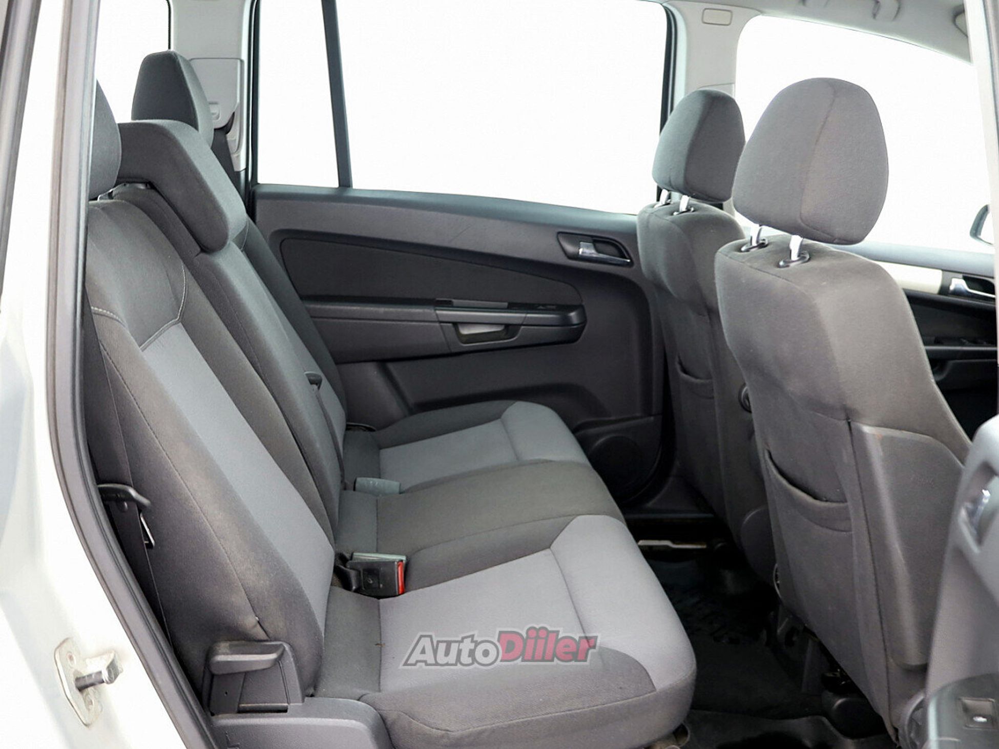 Opel Zafira 1.9 110kW 2008, photo 7/8