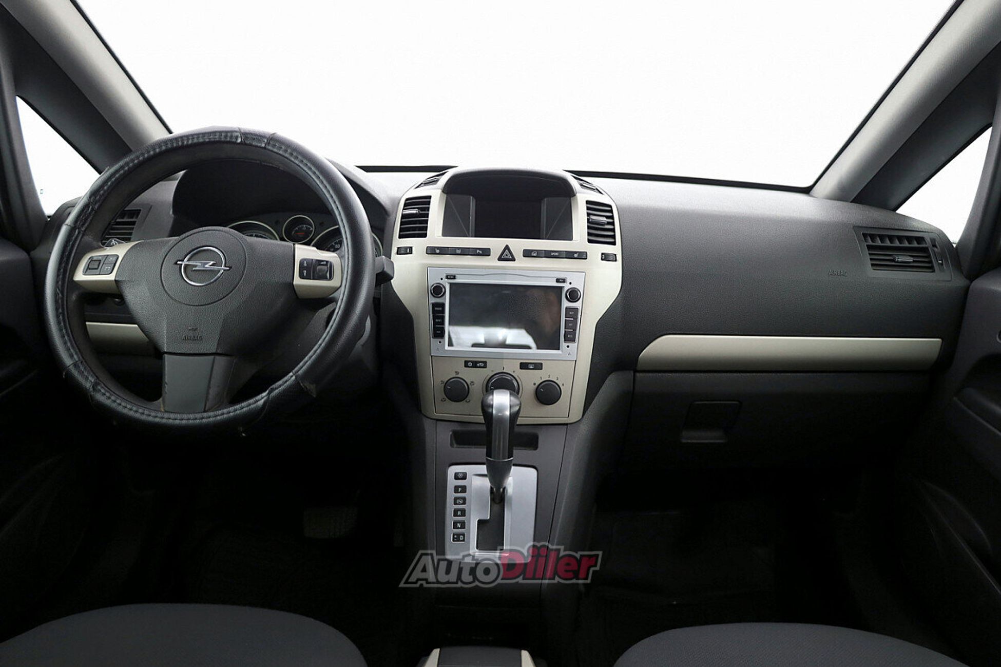 Opel Zafira 1.9 110kW 2008, photo 5/8