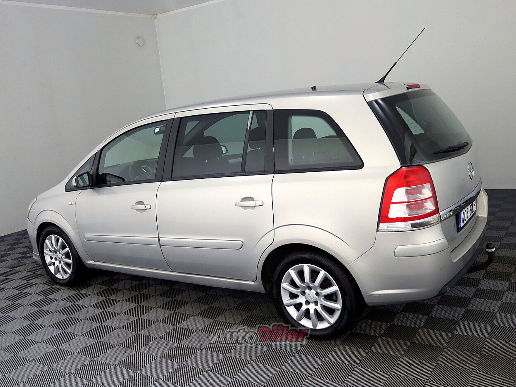 Opel Zafira 1.9 110kW 2008, photo 4/8