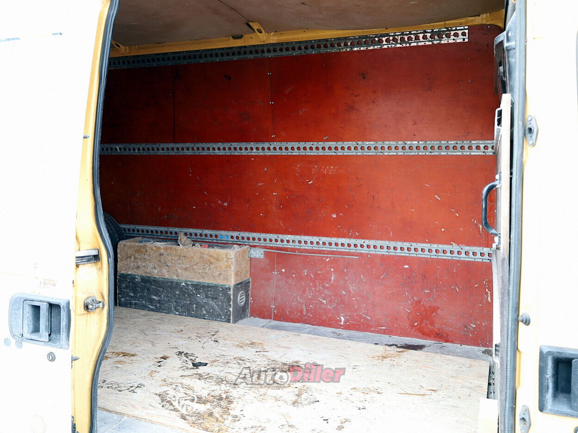 Iveco Daily 3.0 130kW 2008, kuva 7/8