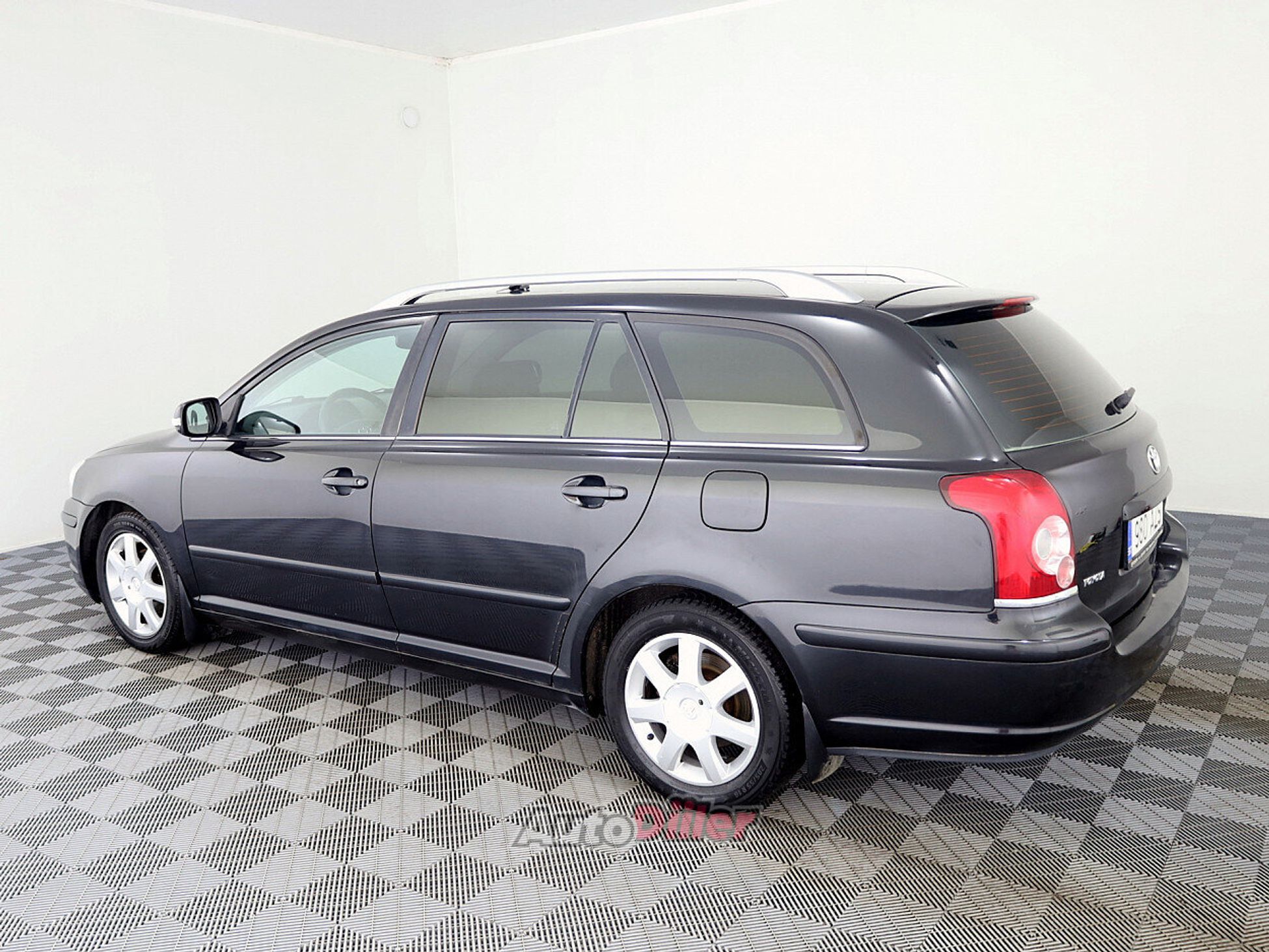 Toyota Avensis 1.8 95kW 2007, photo 4/7