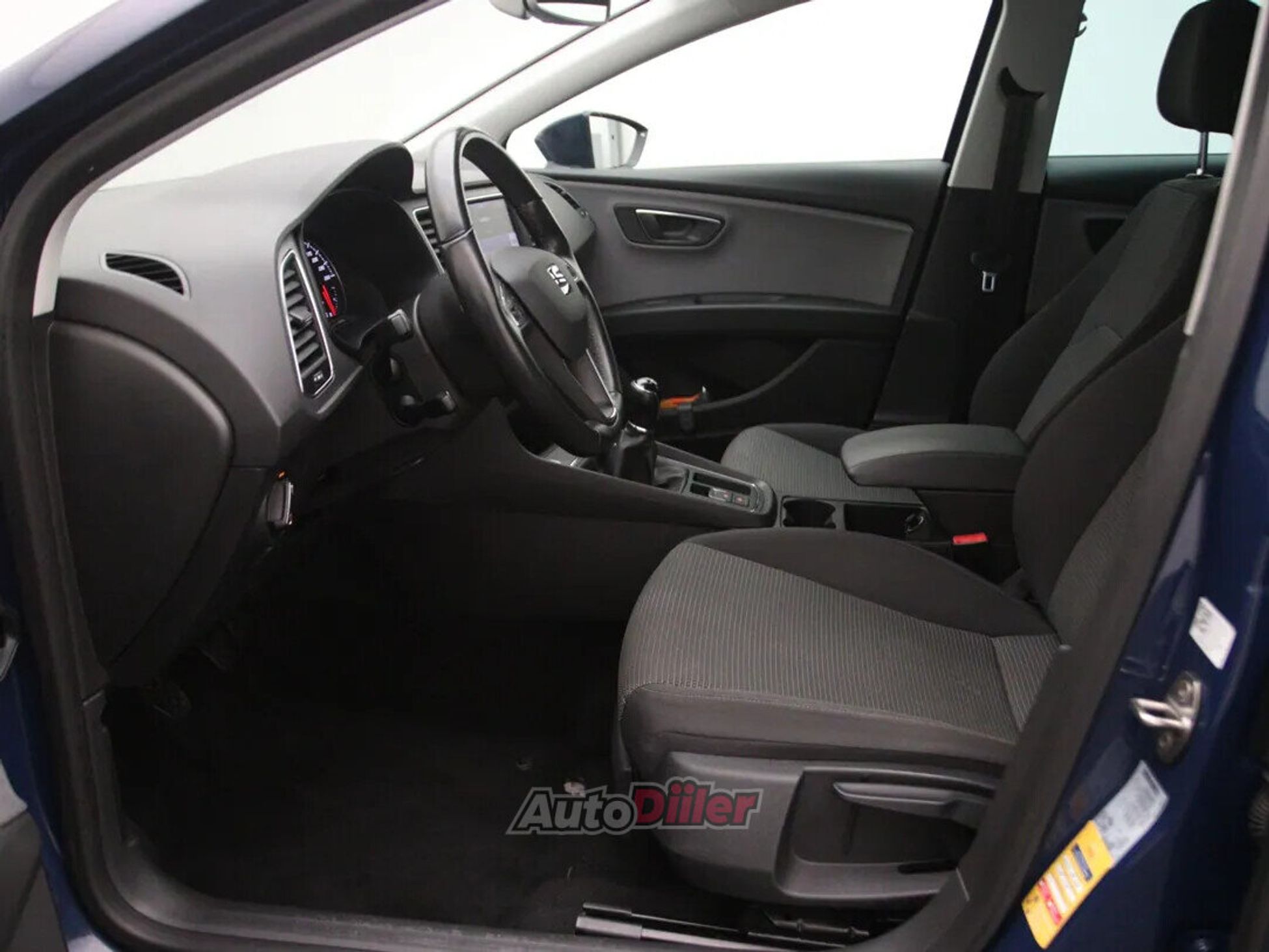 SEAT Leon 2018, photo 4/10
