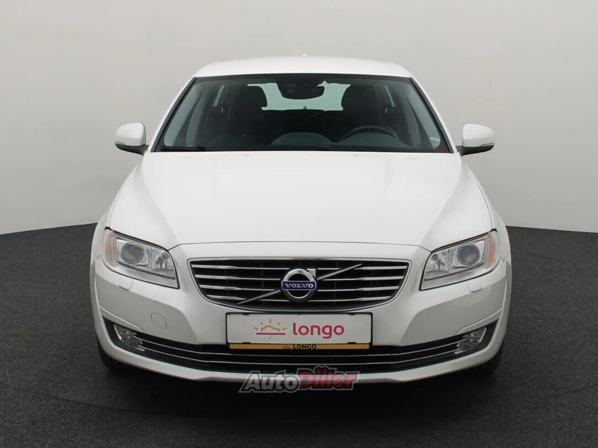 Volvo V70 Polar 2.0 110kW 2016, kuva 3/10