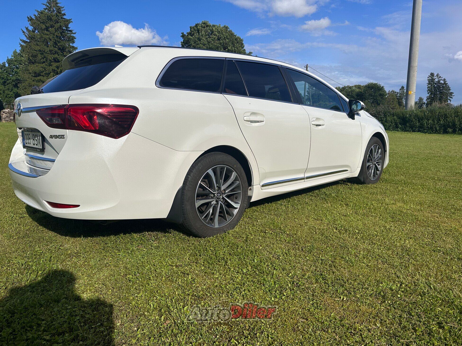 Toyota Avensis 1.8 108kW 2016, photo 3/9