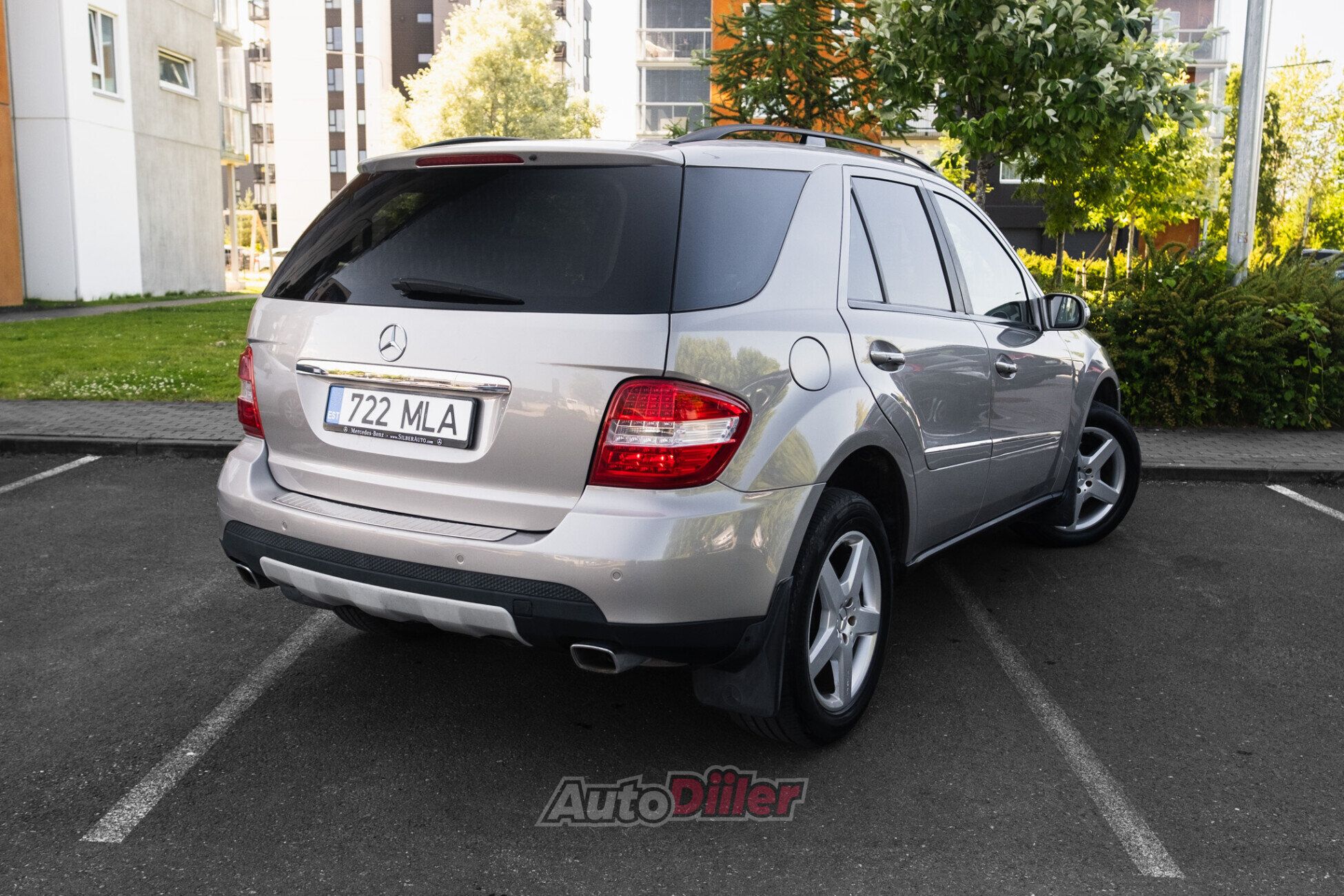 Mercedes-Benz ML 420 4.0 225kW 2008, photo 2/10
