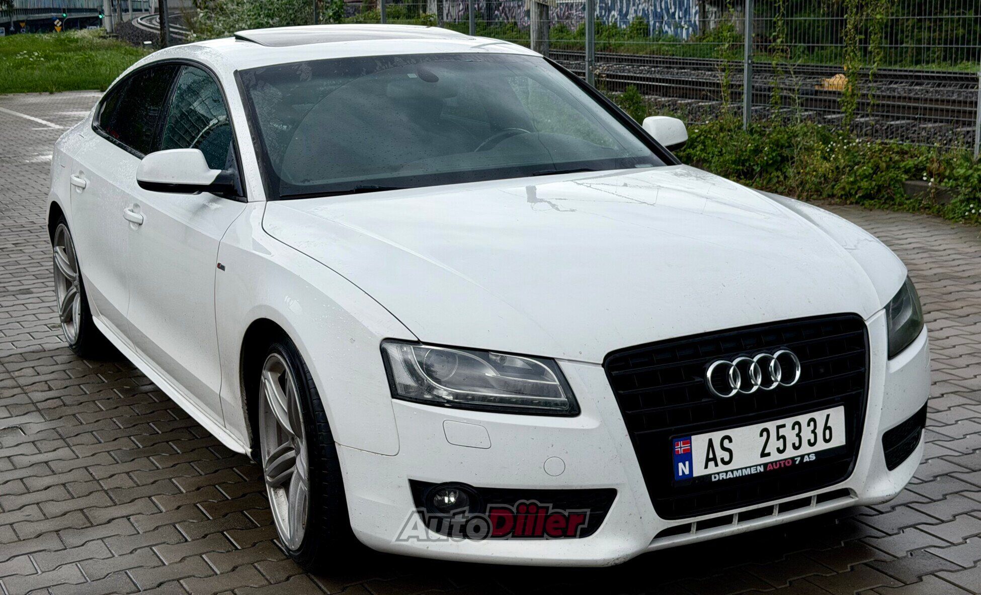 Audi A5 S-Line 1.8 118kW 2010, photo 3/10