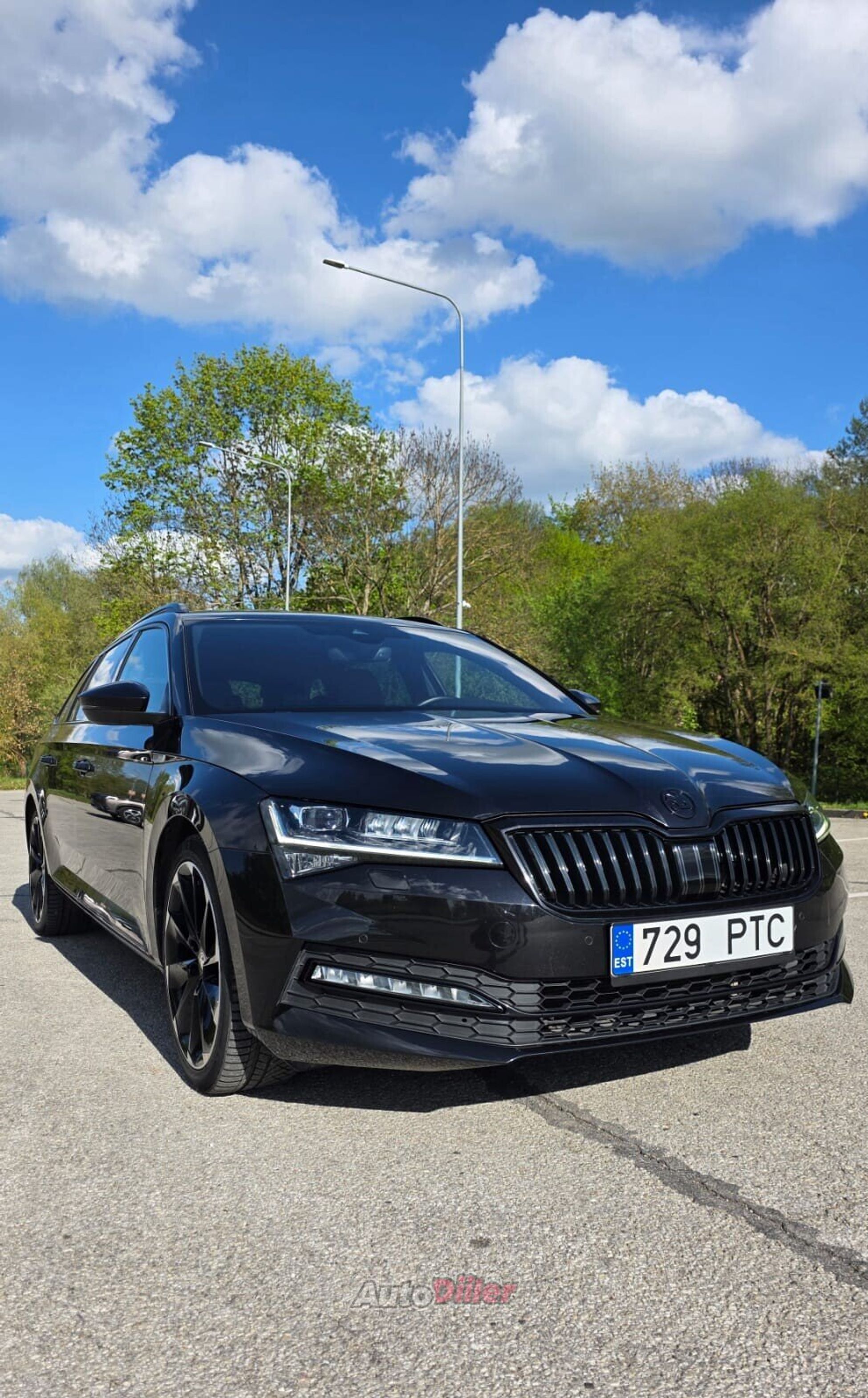 Skoda Superb 2020, kuva 2/10