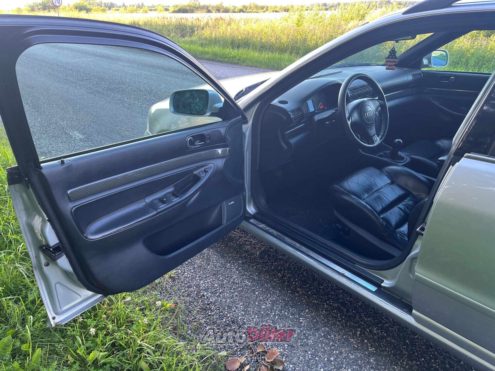 Audi S4 2.7 195kW 1999, kuva 6/9