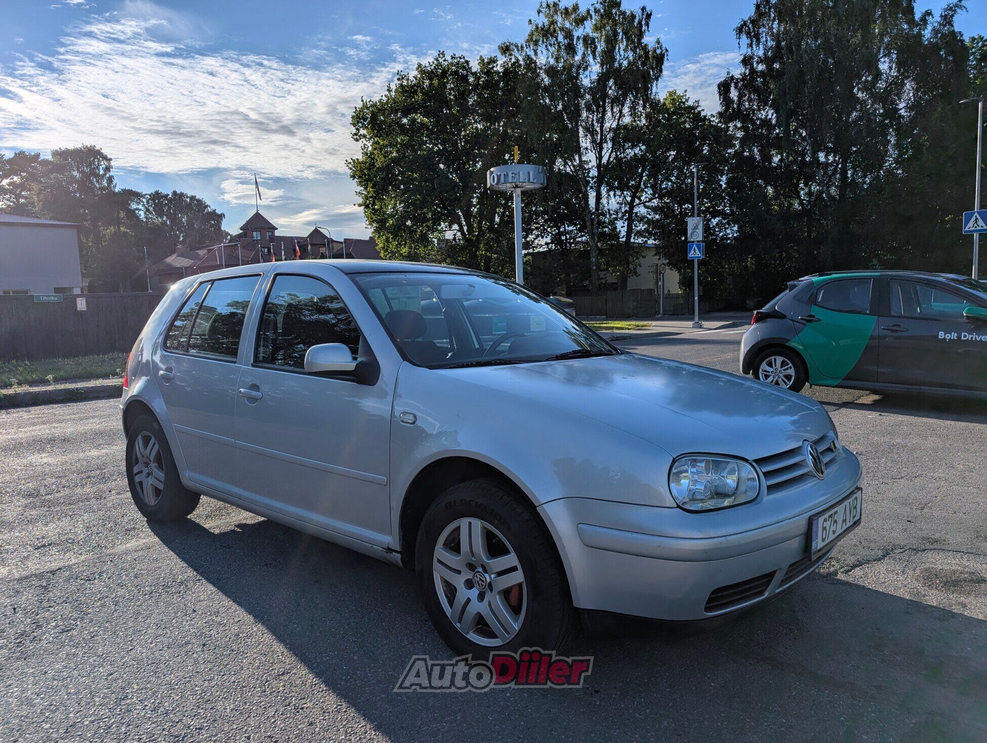 Volkswagen Golf 1.6 74kW 1999, kuva 2/9