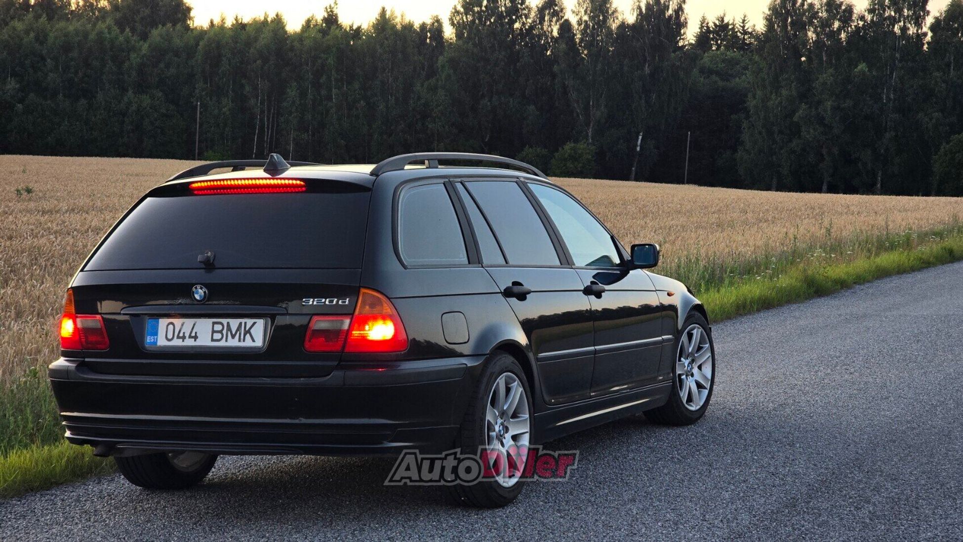 BMW 320 2.0 110kW 2002, photo 4/8