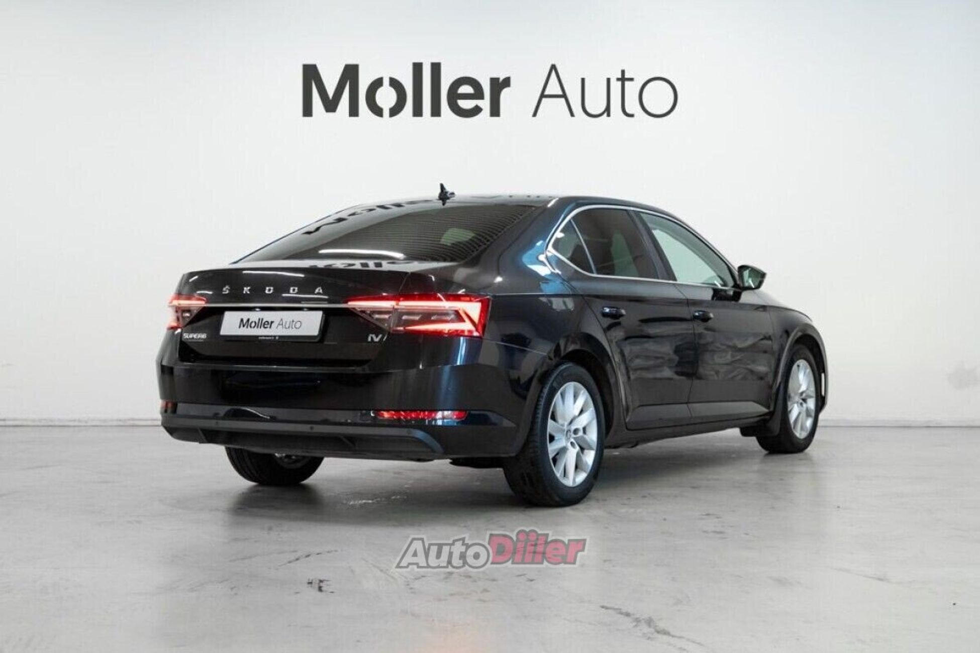 Skoda Superb 1.4 160kW 2021, kuva 3/10