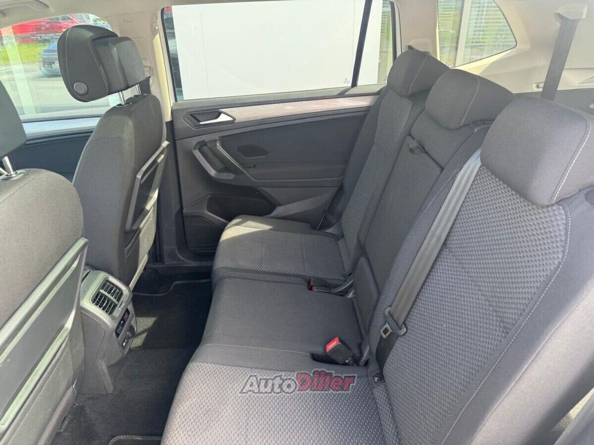 Volkswagen Tiguan Allspace 1.5 110kW 2022, photo 4/6