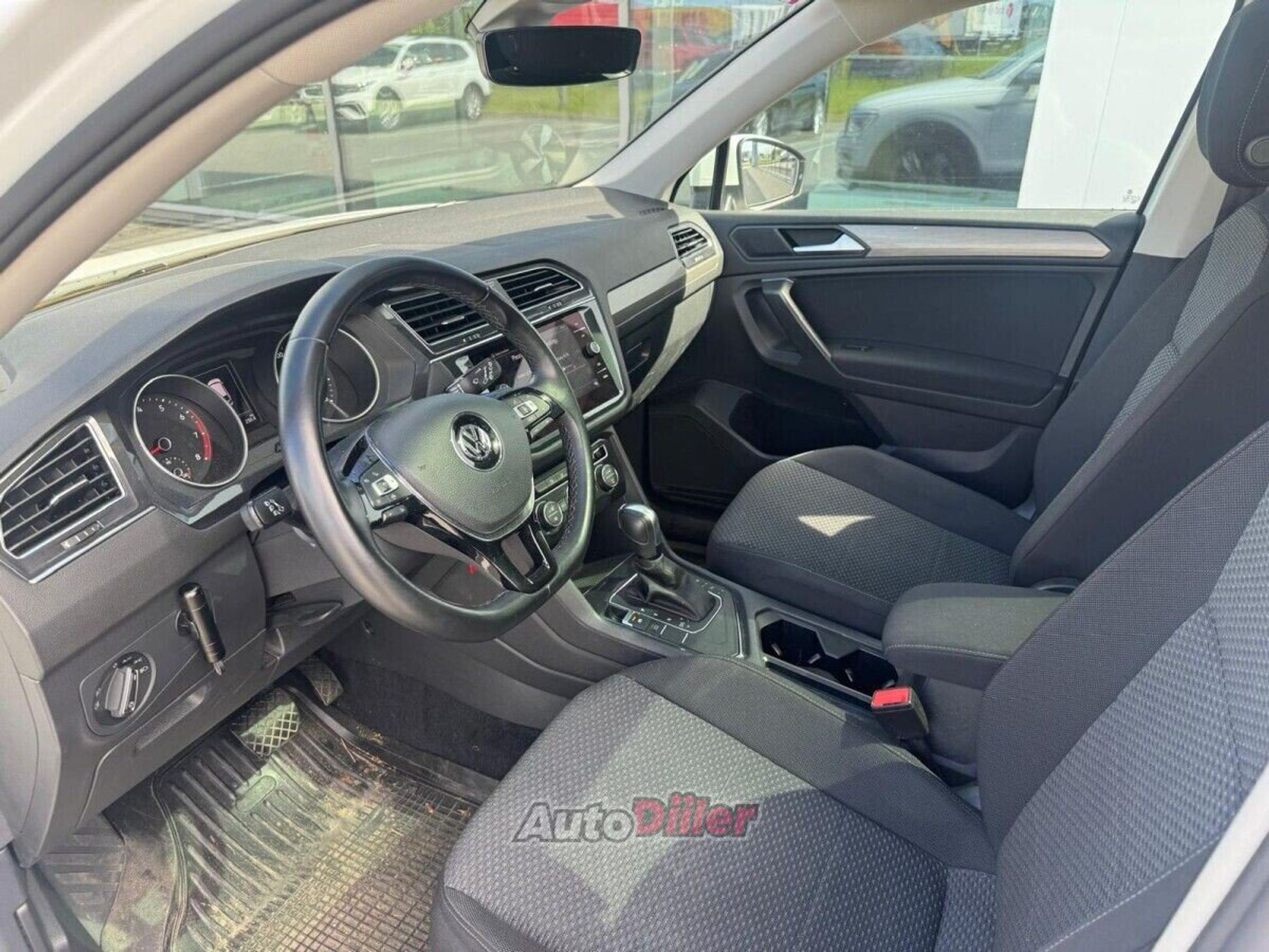 Volkswagen Tiguan Allspace 1.5 110kW 2022, photo 2/6