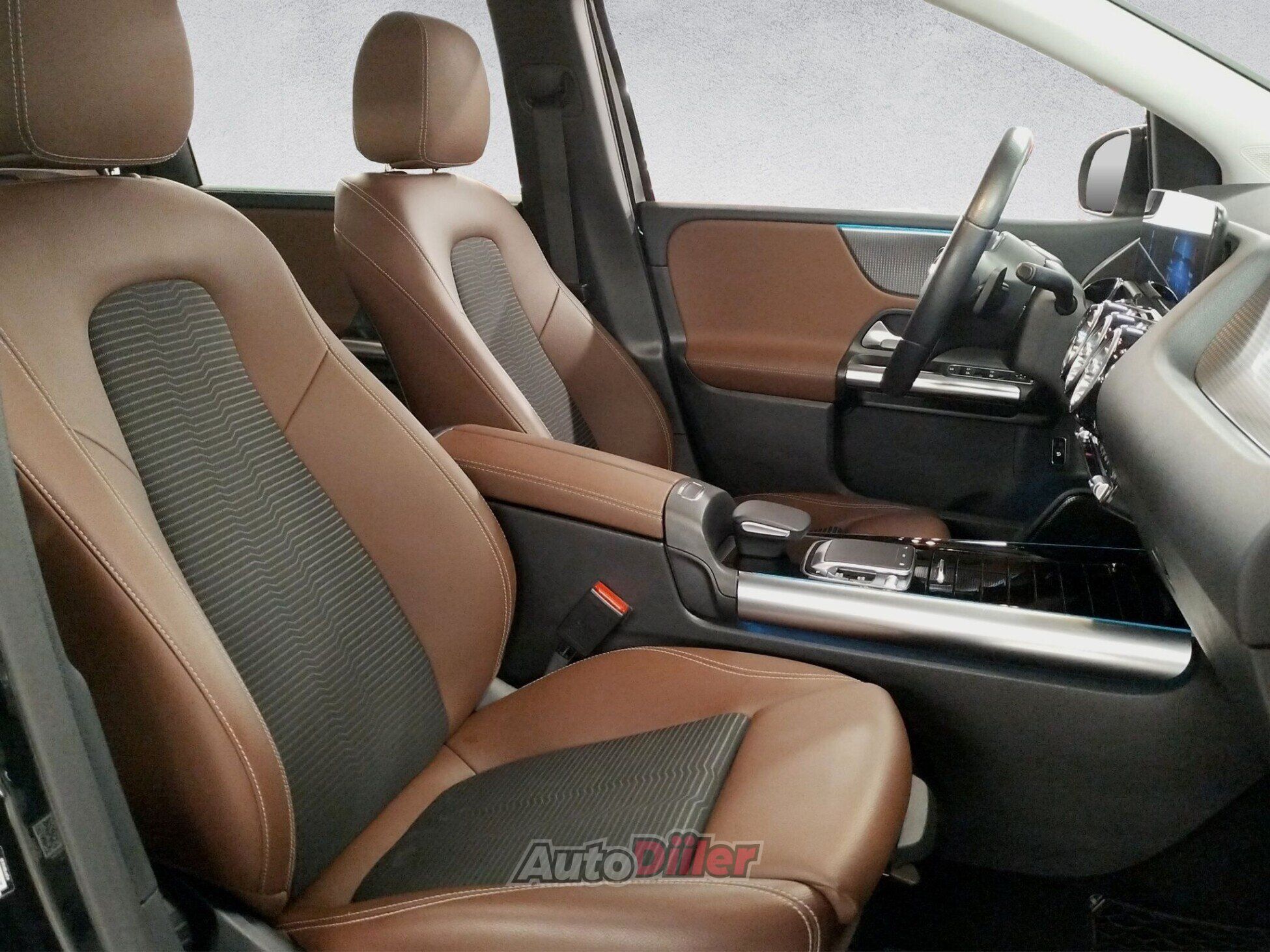 Mercedes-Benz B 220 2019, photo 7/10