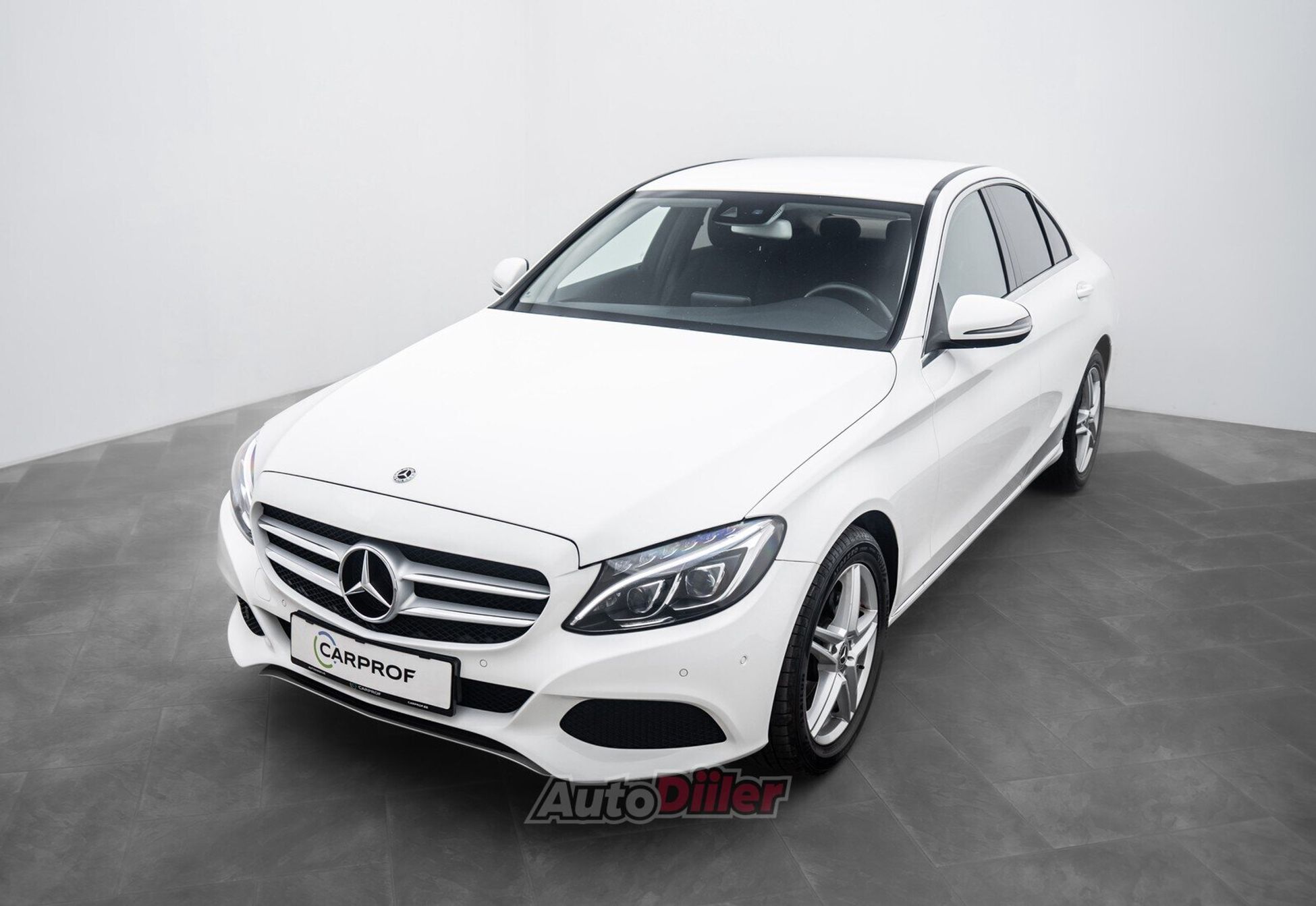 Mercedes-Benz 