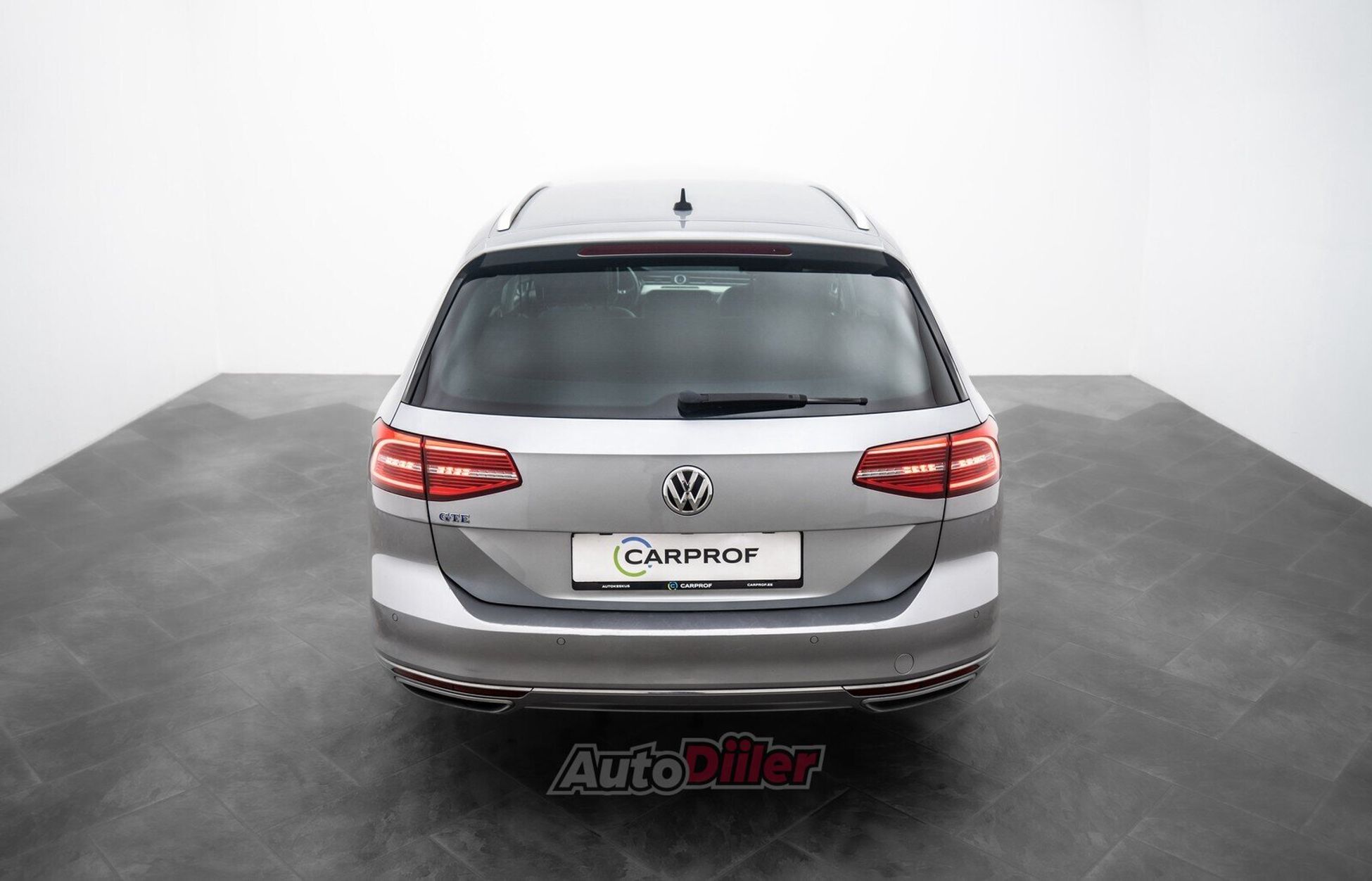 Volkswagen Passat 218kW 2017, photo 5/10