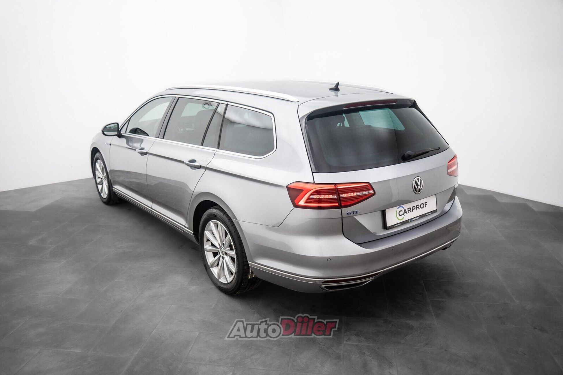 Volkswagen Passat 218kW 2017, photo 6/10