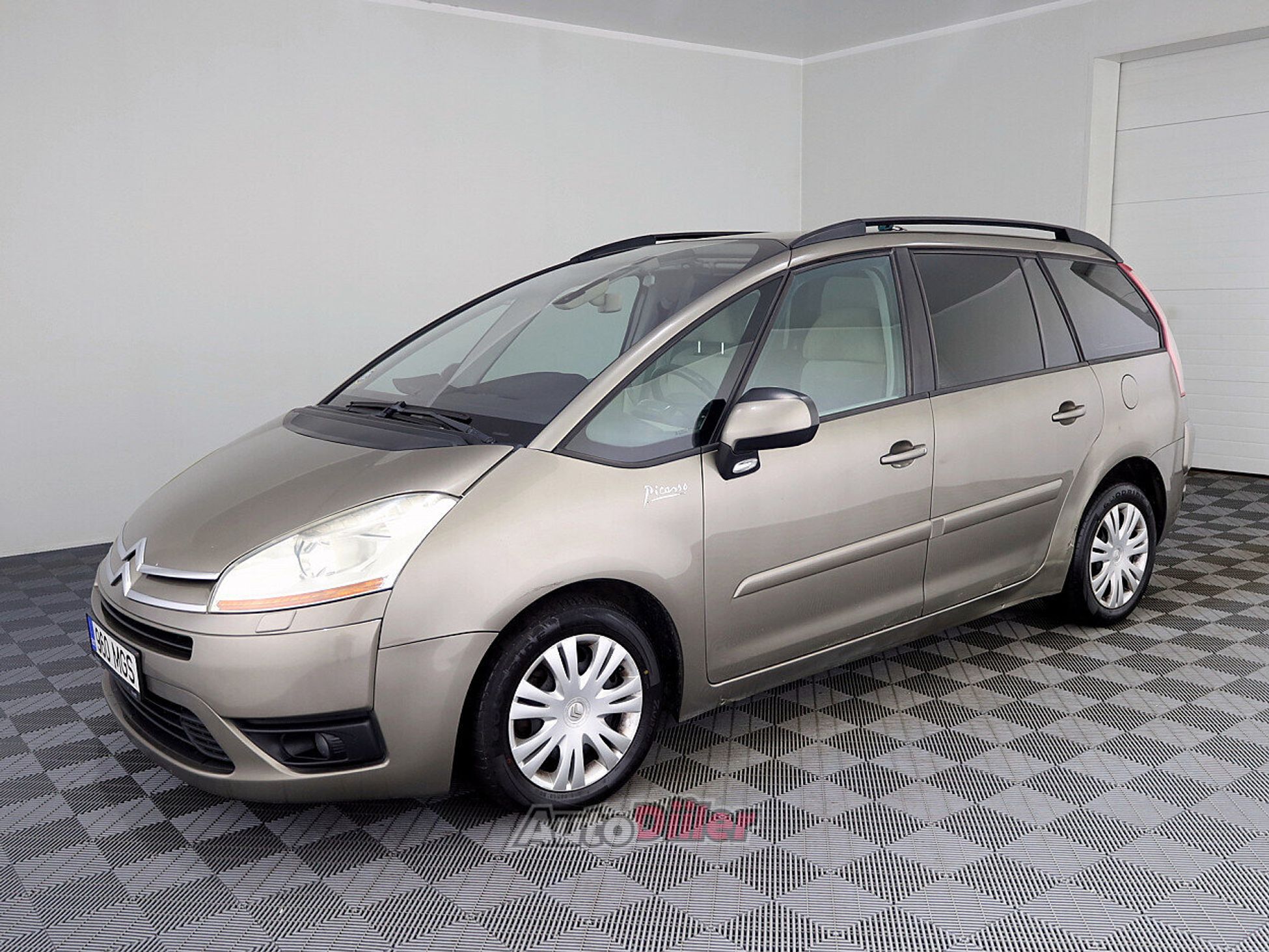 Citroen C4 Picasso 2.0 103kW 2007, photo 2/8