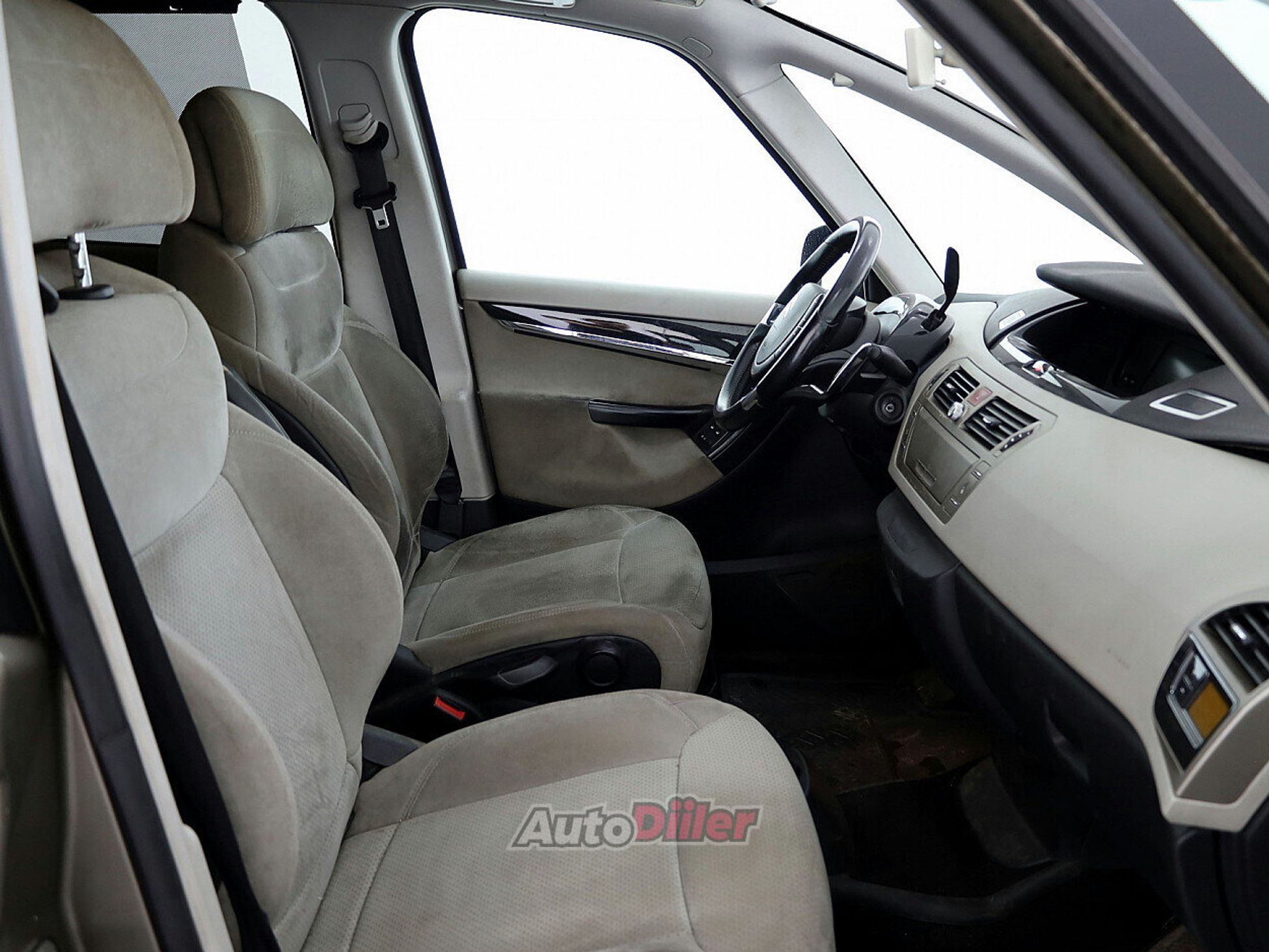 Citroen C4 Picasso 2.0 103kW 2007, photo 6/8
