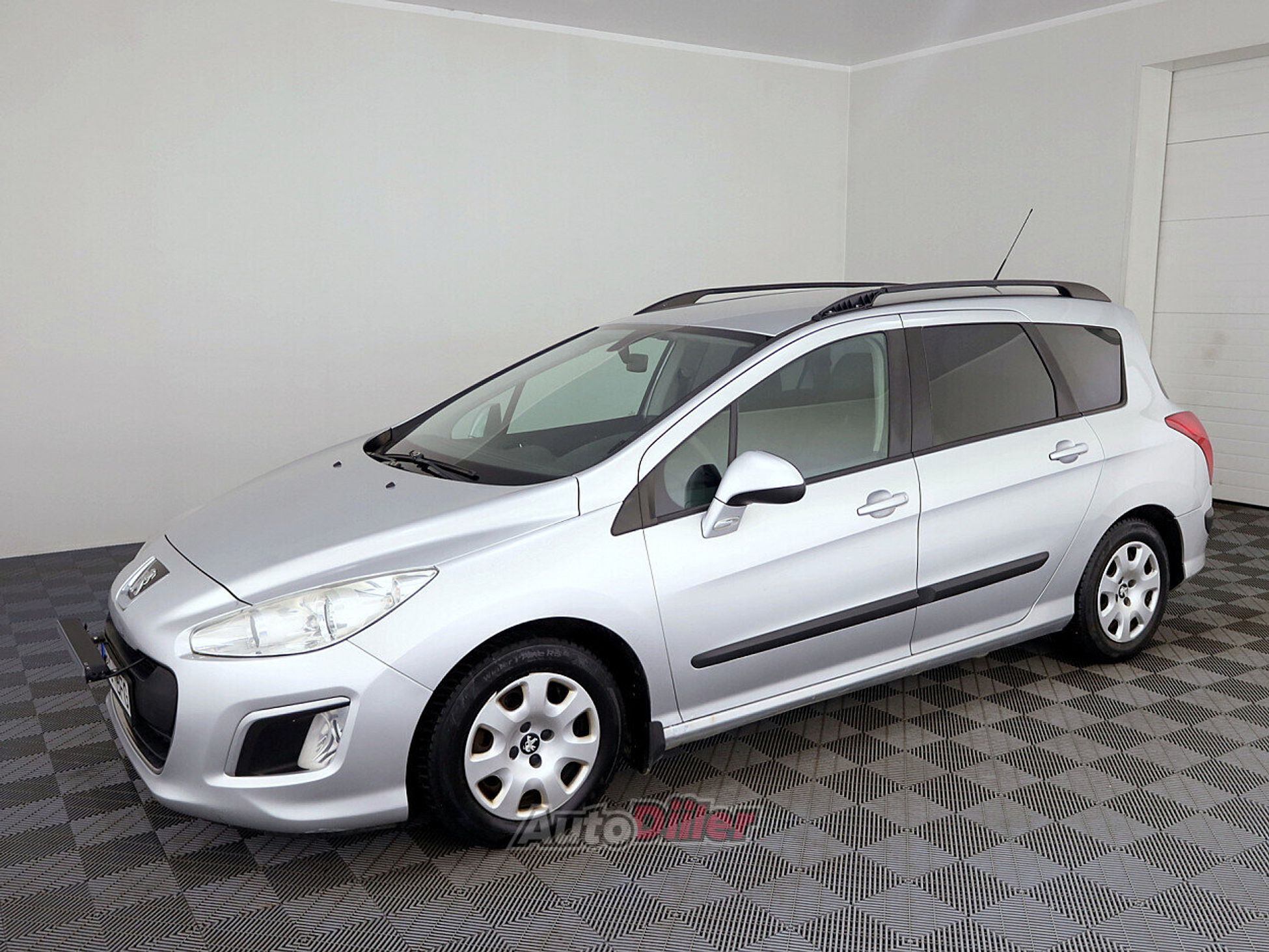Peugeot 308 1.6 68kW 2011, photo 2/7