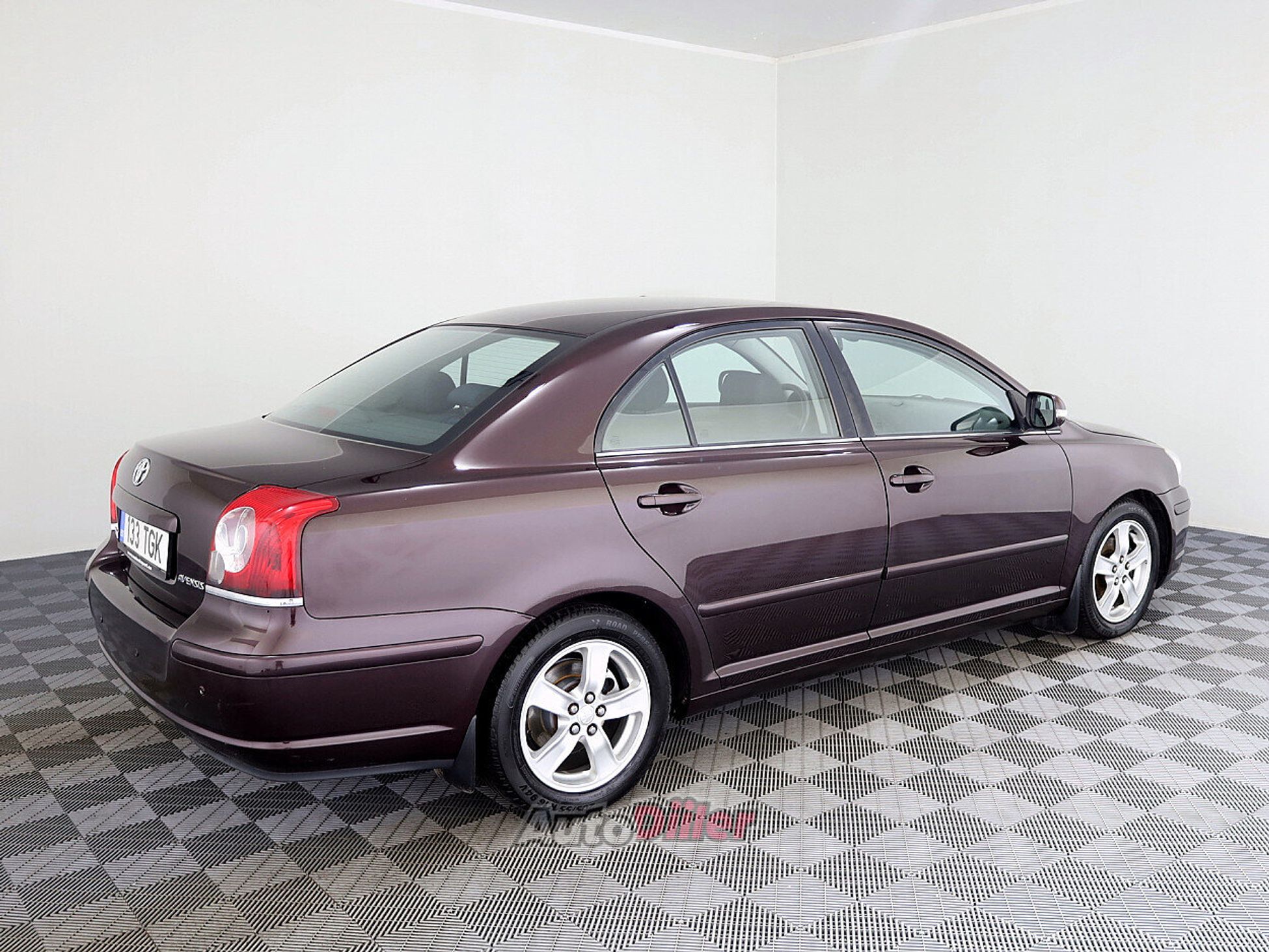 Toyota Avensis 1.8 95kW 2006, photo 3/8