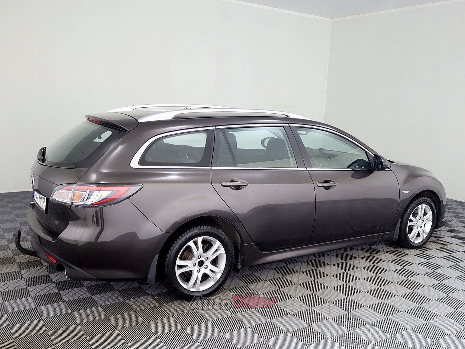 Mazda 6 2.0 114kW 2011, kuva 3/7