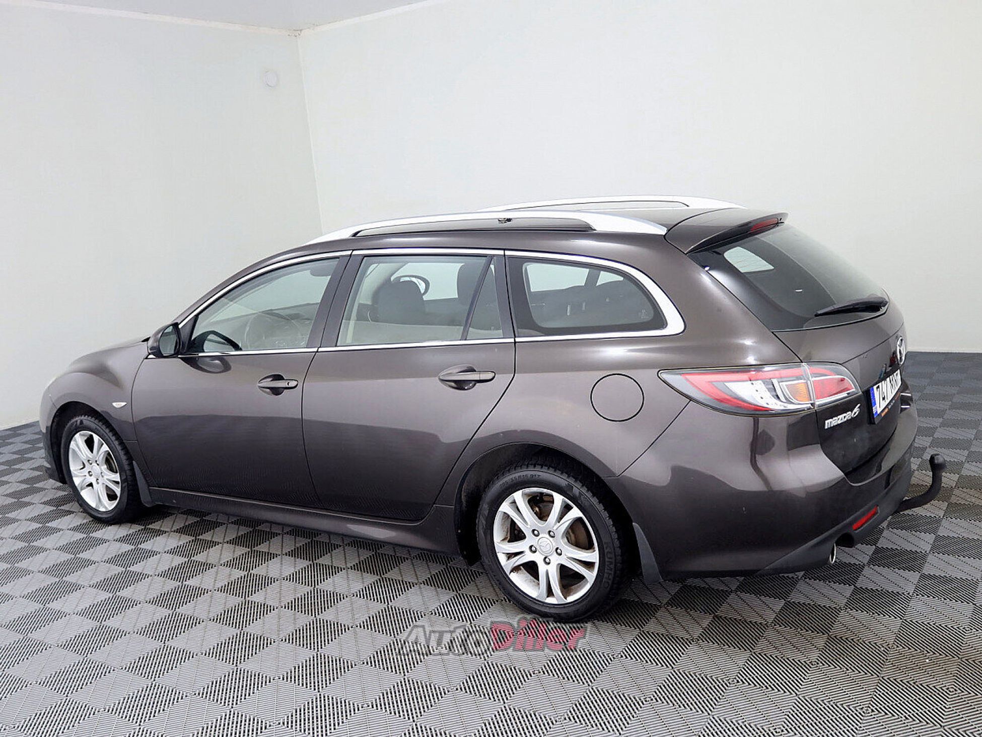 Mazda 6 2.0 114kW 2011, kuva 4/7