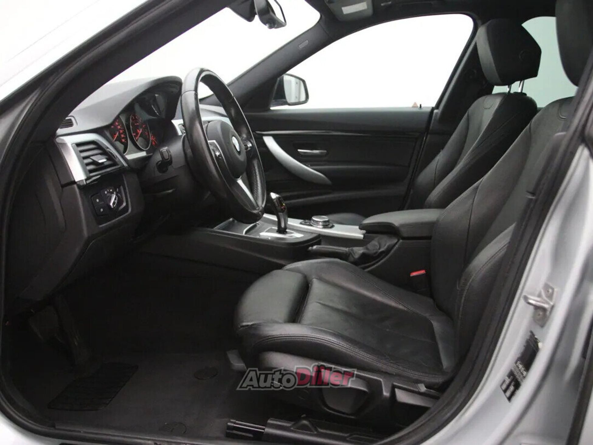 BMW 320 2016, kuva 4/10