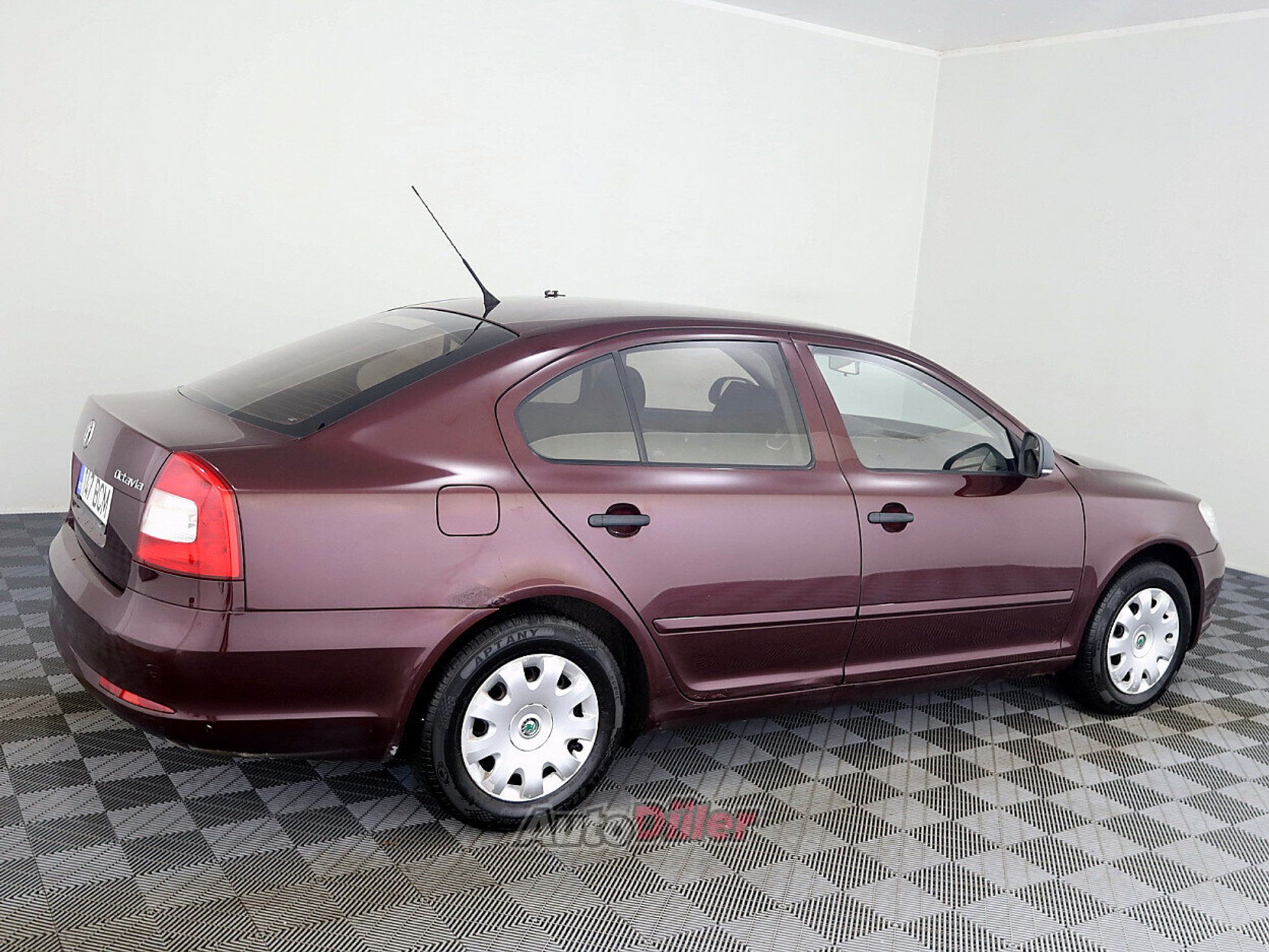 Skoda Octavia 1.2 77kW 2010, kuva 3/8