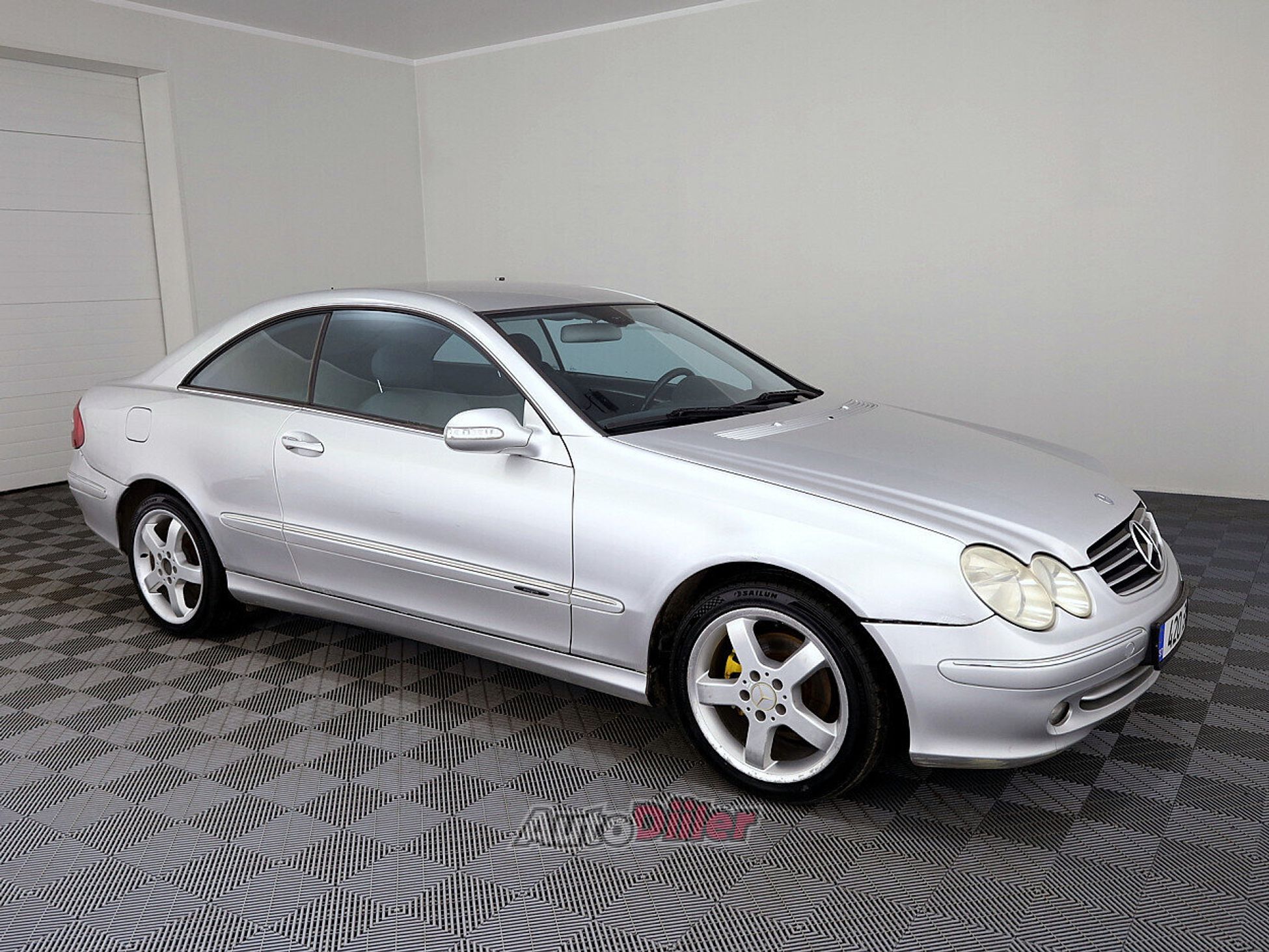 Mercedes-Benz CLK 200