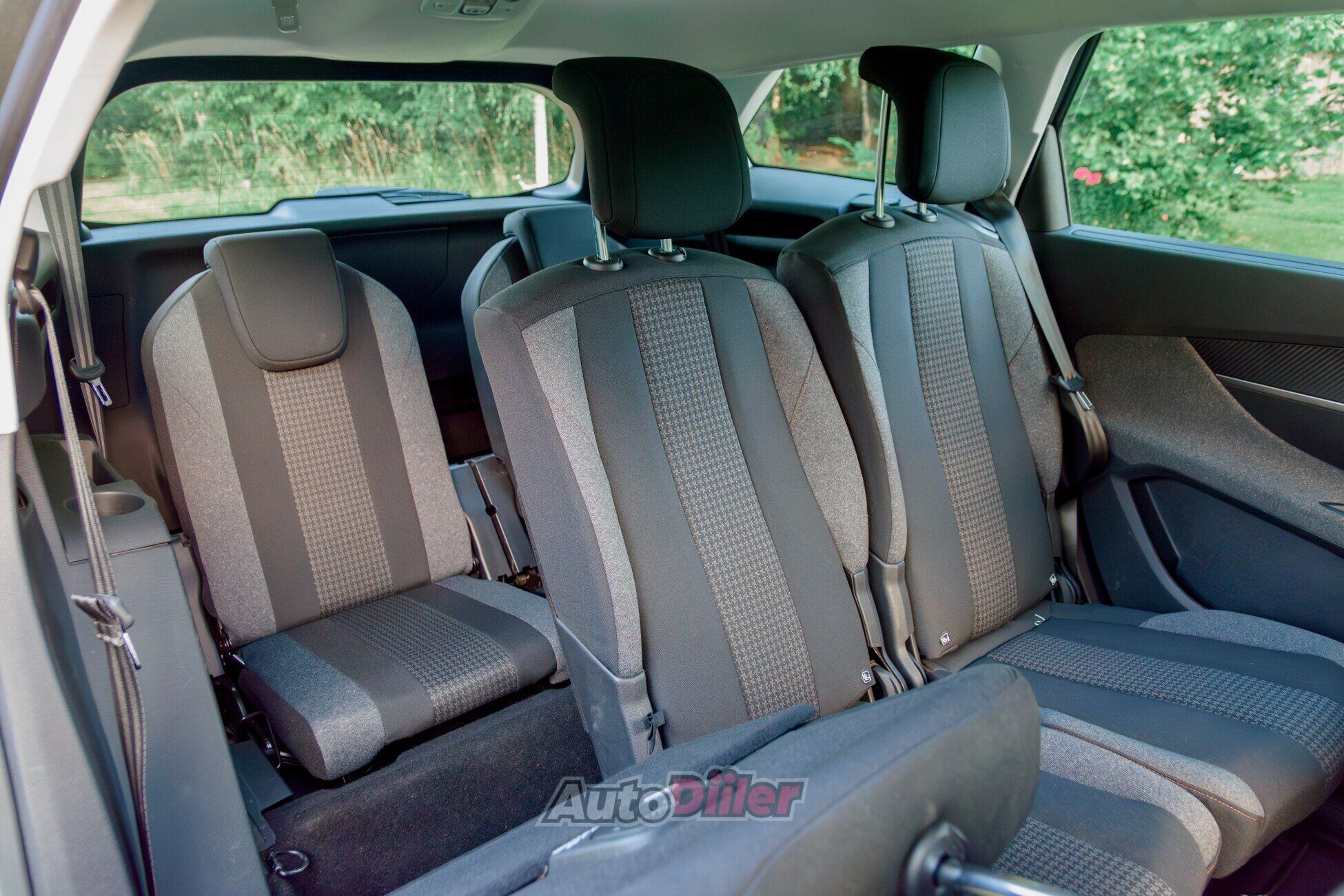 Peugeot 5008 1.5 96kW 2019, photo 6/6