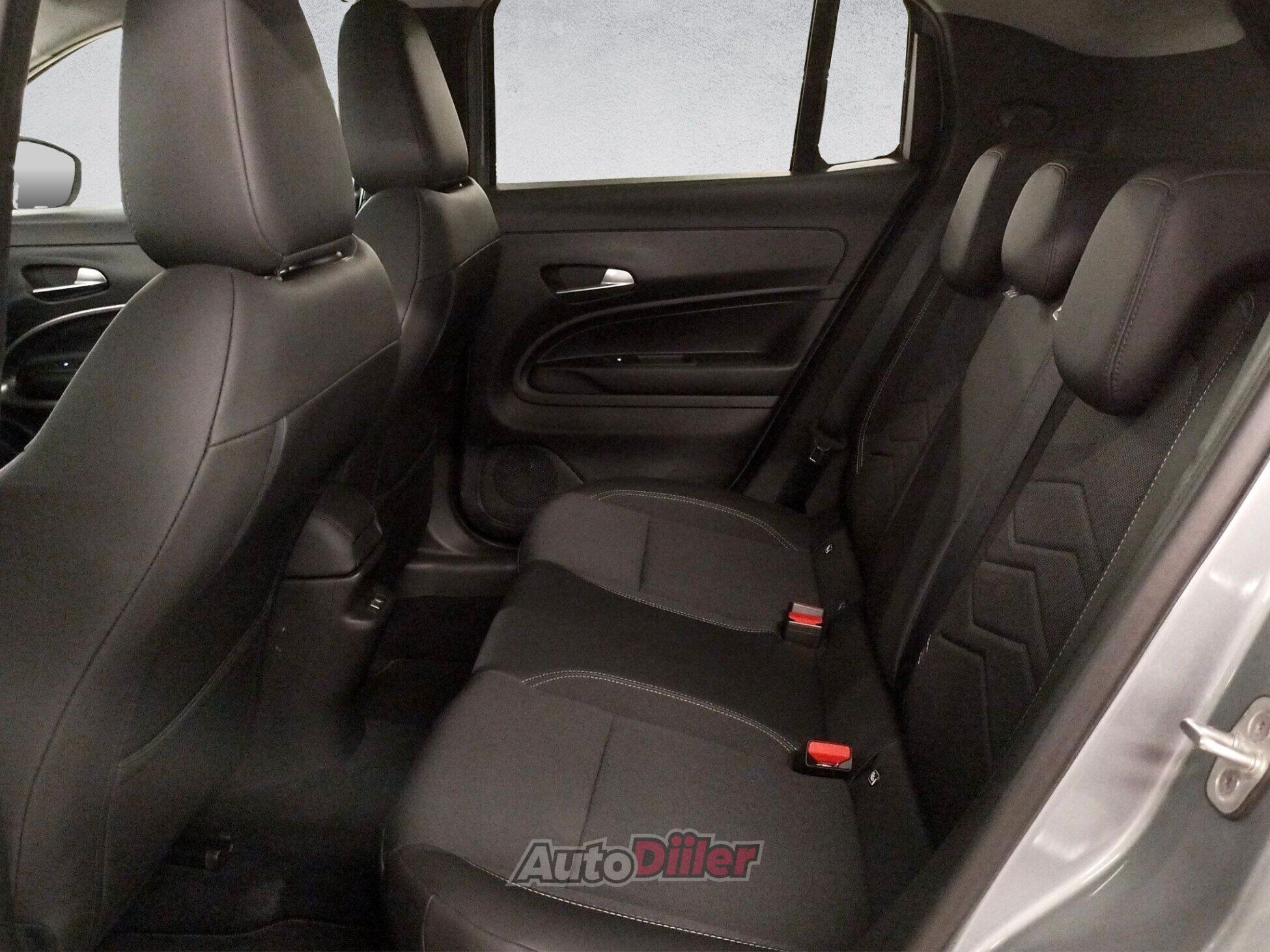Jeep Avenger 2025, photo 7/10