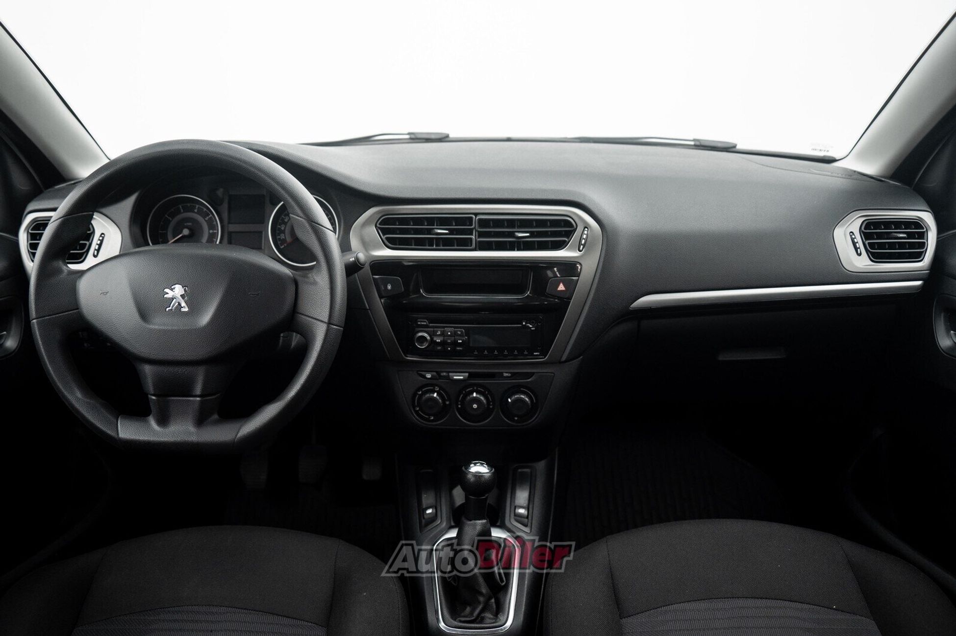Peugeot 301 1.2 53kW 2014, photo 2/10