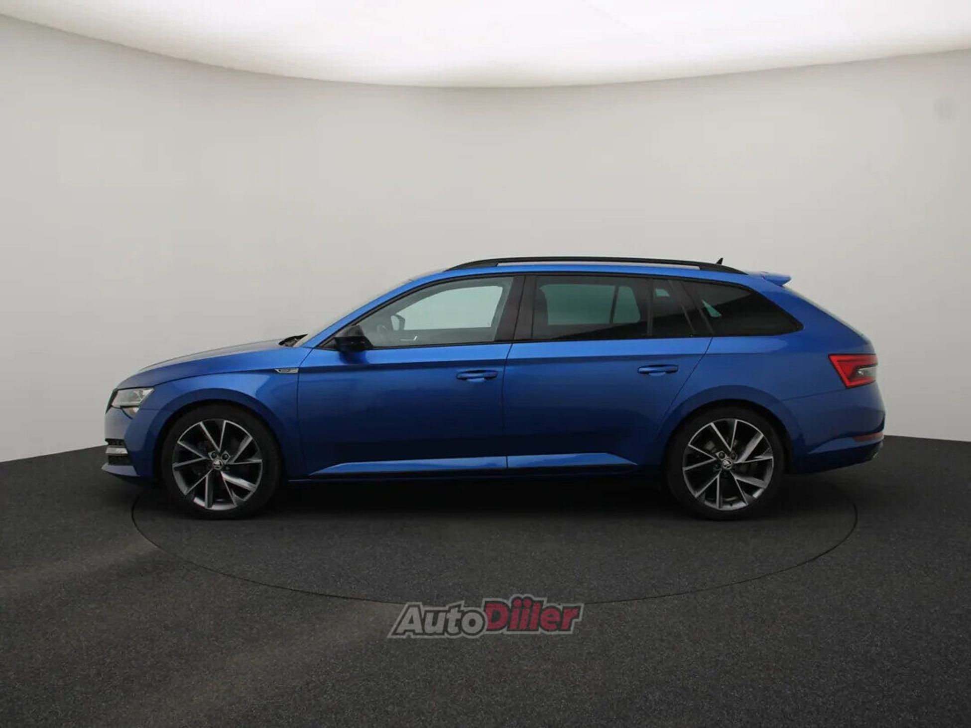 Skoda Superb 2022, kuva 6/10