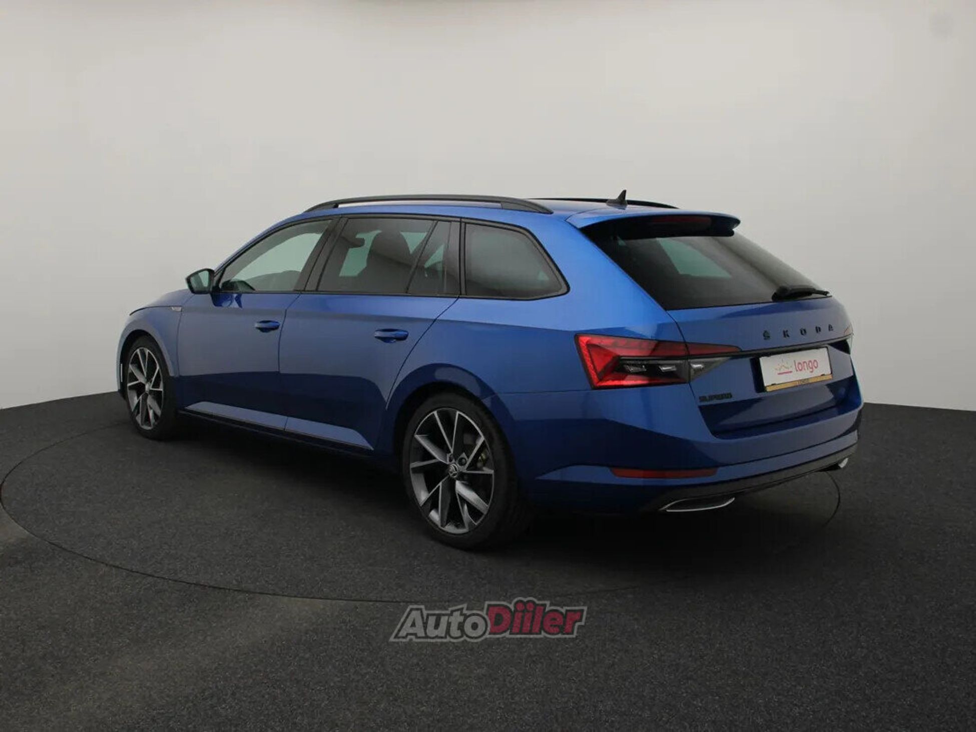 Skoda Superb 2022, kuva 7/10