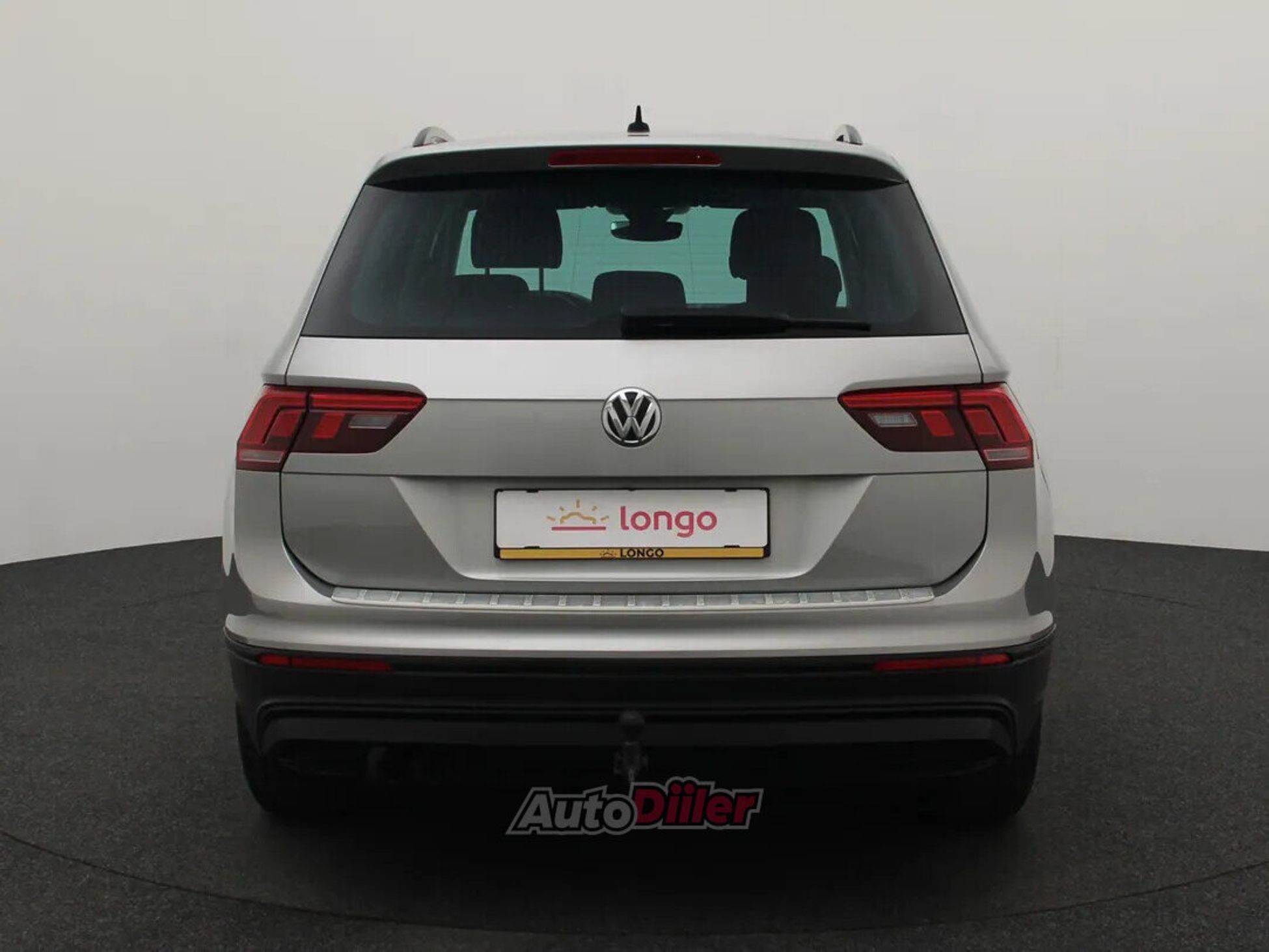 Volkswagen Tiguan Comfortline 2.0 110kW 2016, kuva 5/10