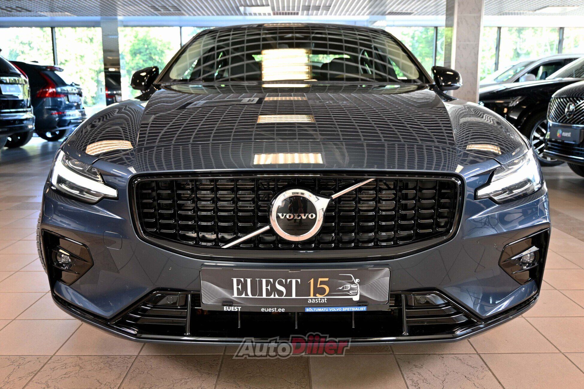 Volvo S60 2024, kuva 5/10