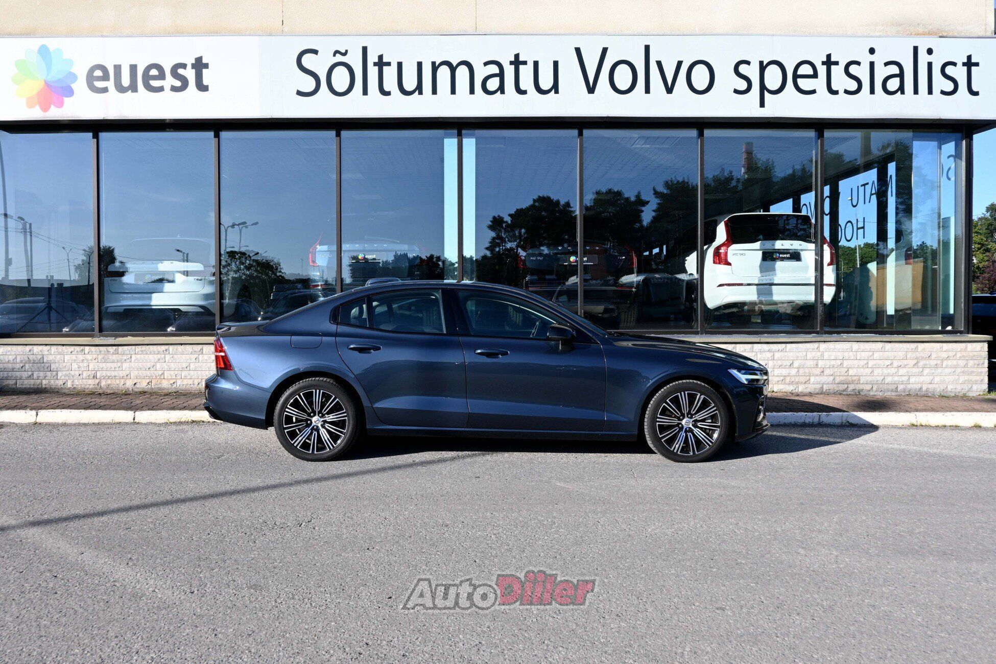 Volvo S60 2024, kuva 7/10