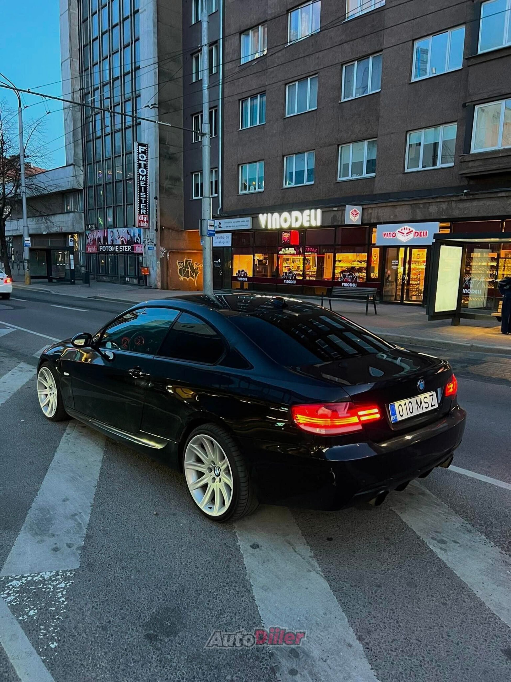 BMW 330