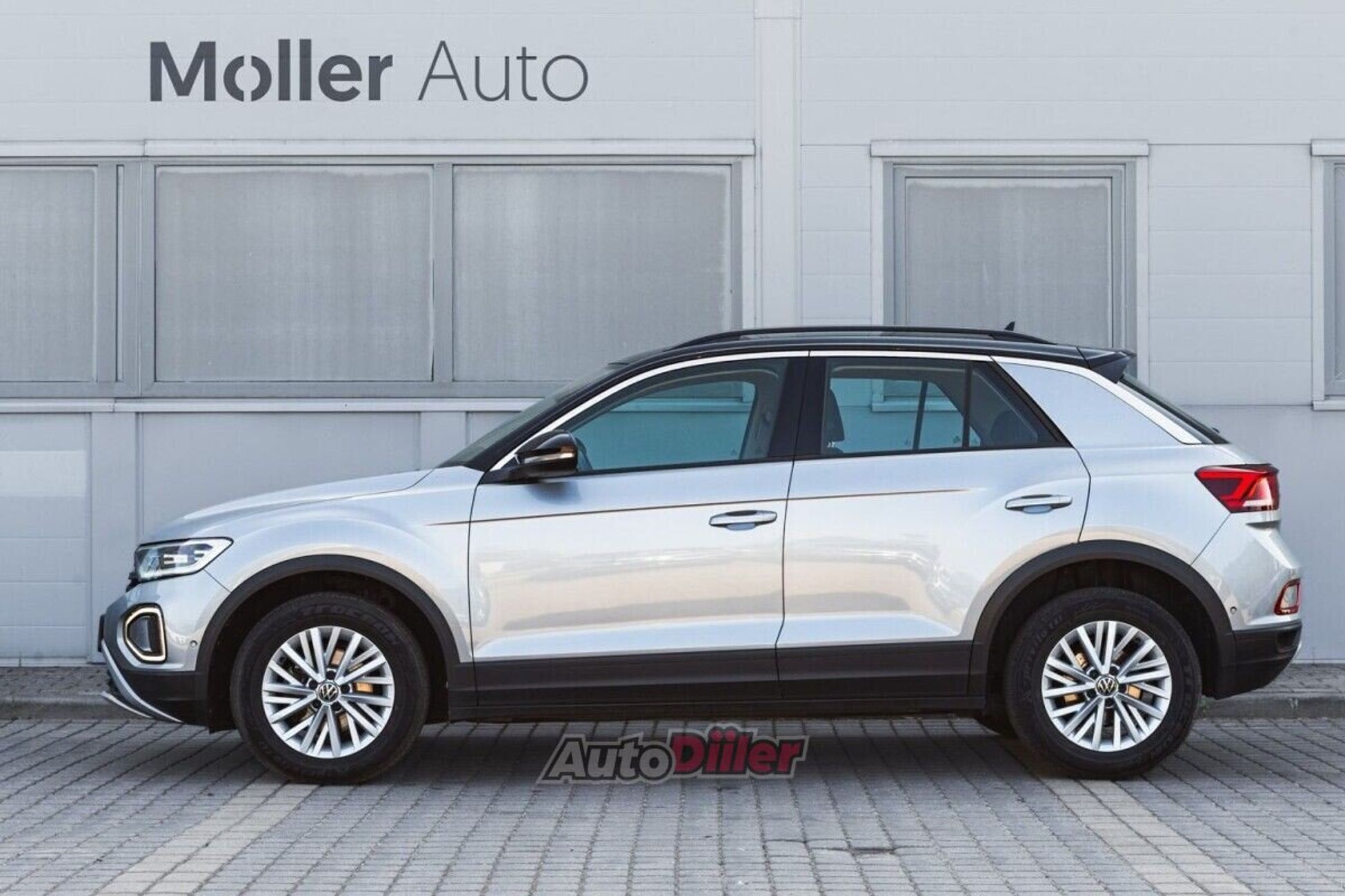 Volkswagen T-Roc 2.0 110kW 2022, photo 2/10