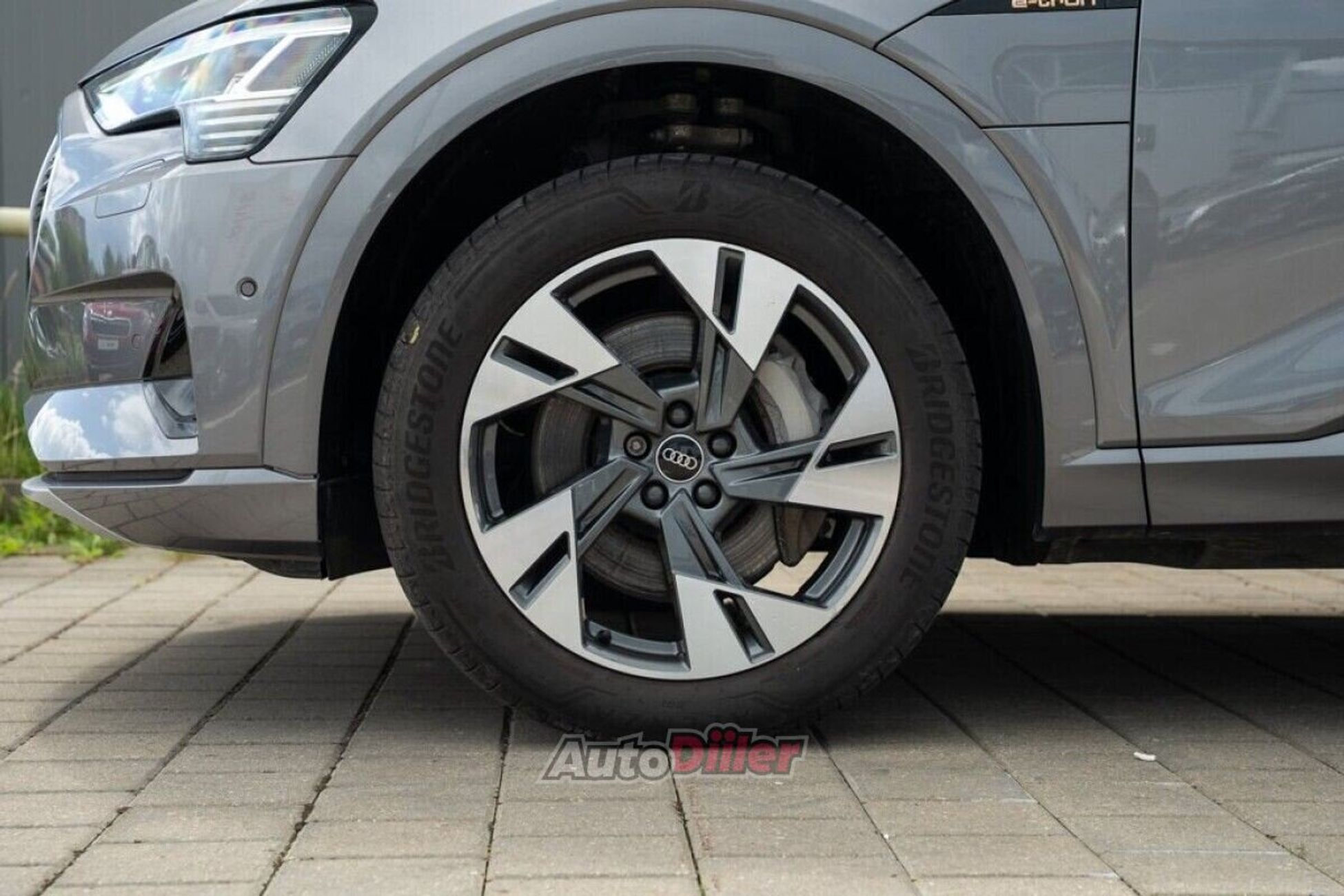 Audi e-tron 300kW 2022, photo 4/10