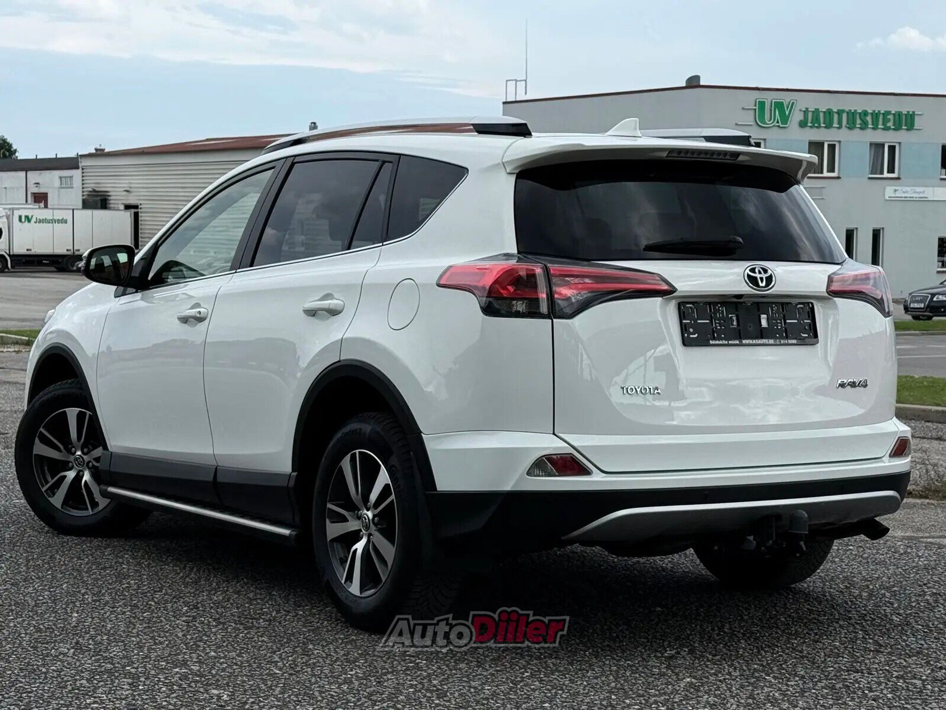 Toyota RAV4 2016, kuva 2/10
