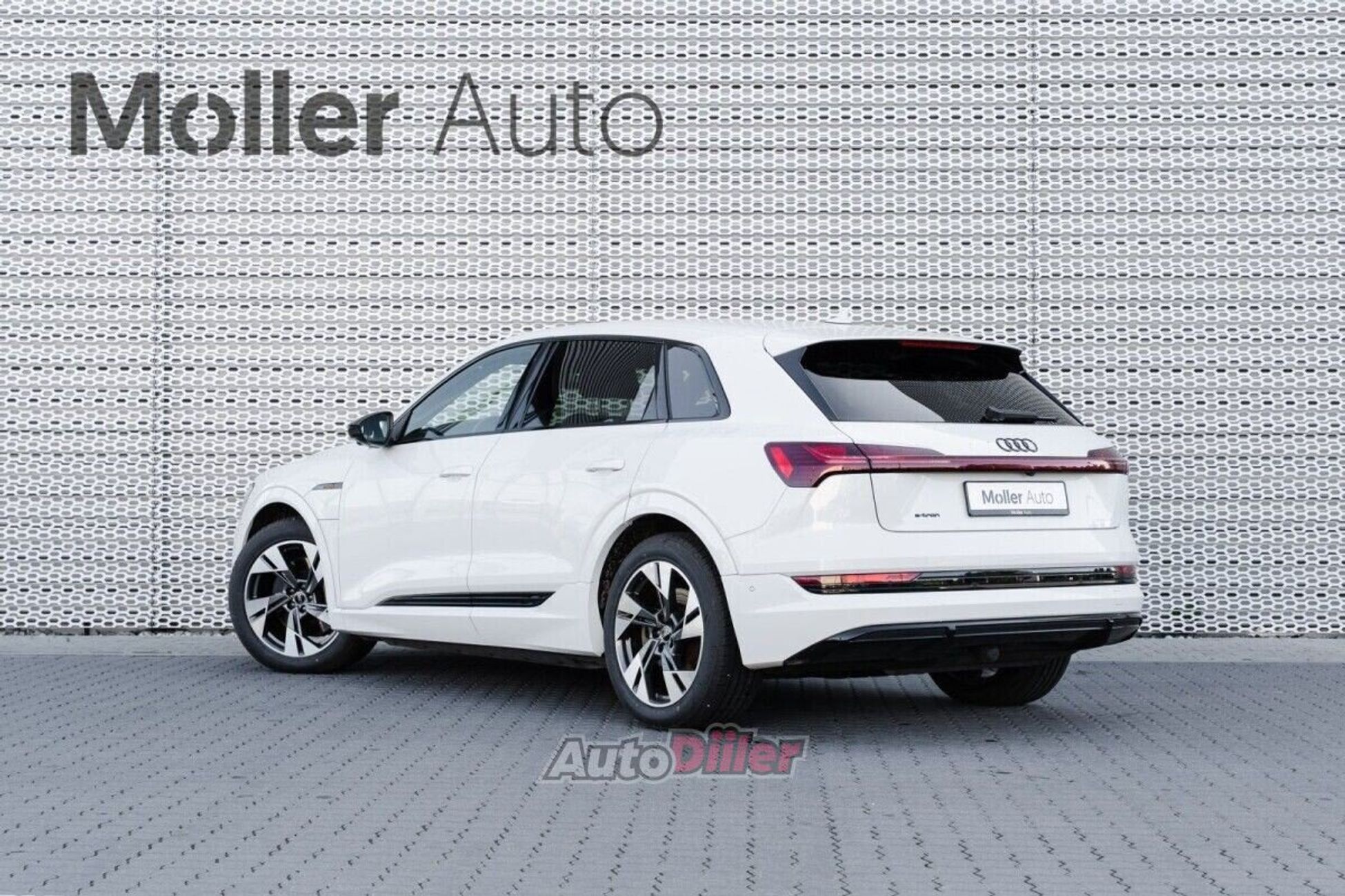 Audi e-tron 300kW 2022, photo 3/10