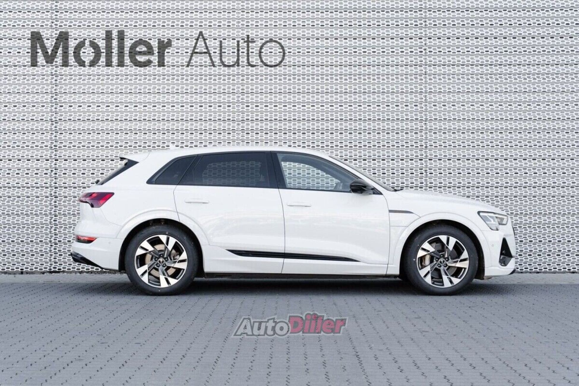 Audi e-tron 300kW 2022, photo 5/10